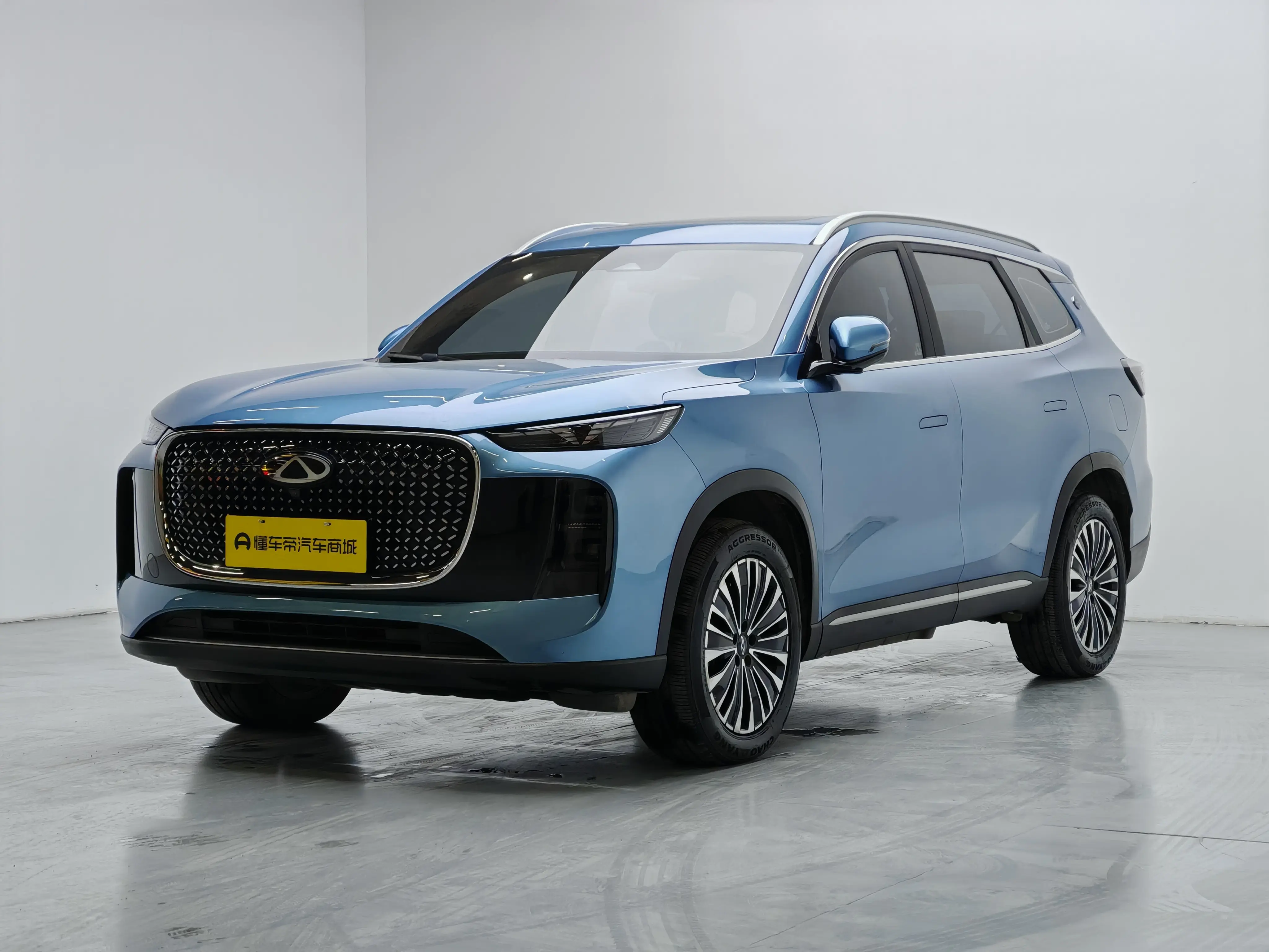 Chery Tiggo 8 PLUS C-DM  из Китая