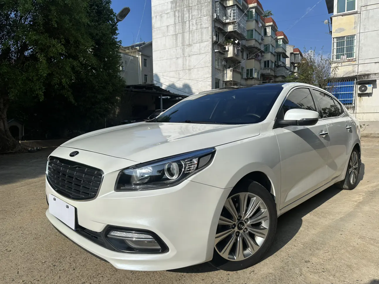 Kia K4  из Китая