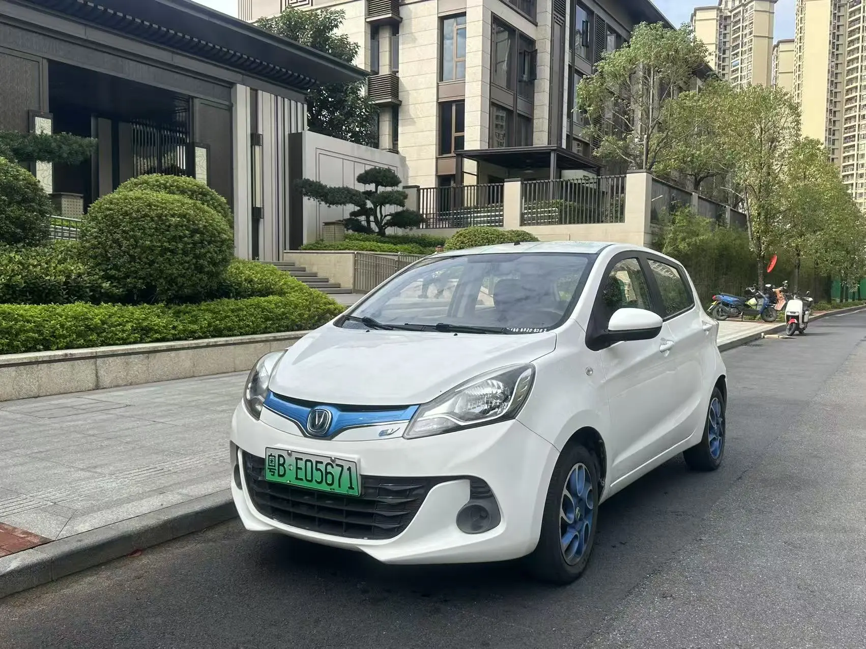 Changan Benben EV  из Китая