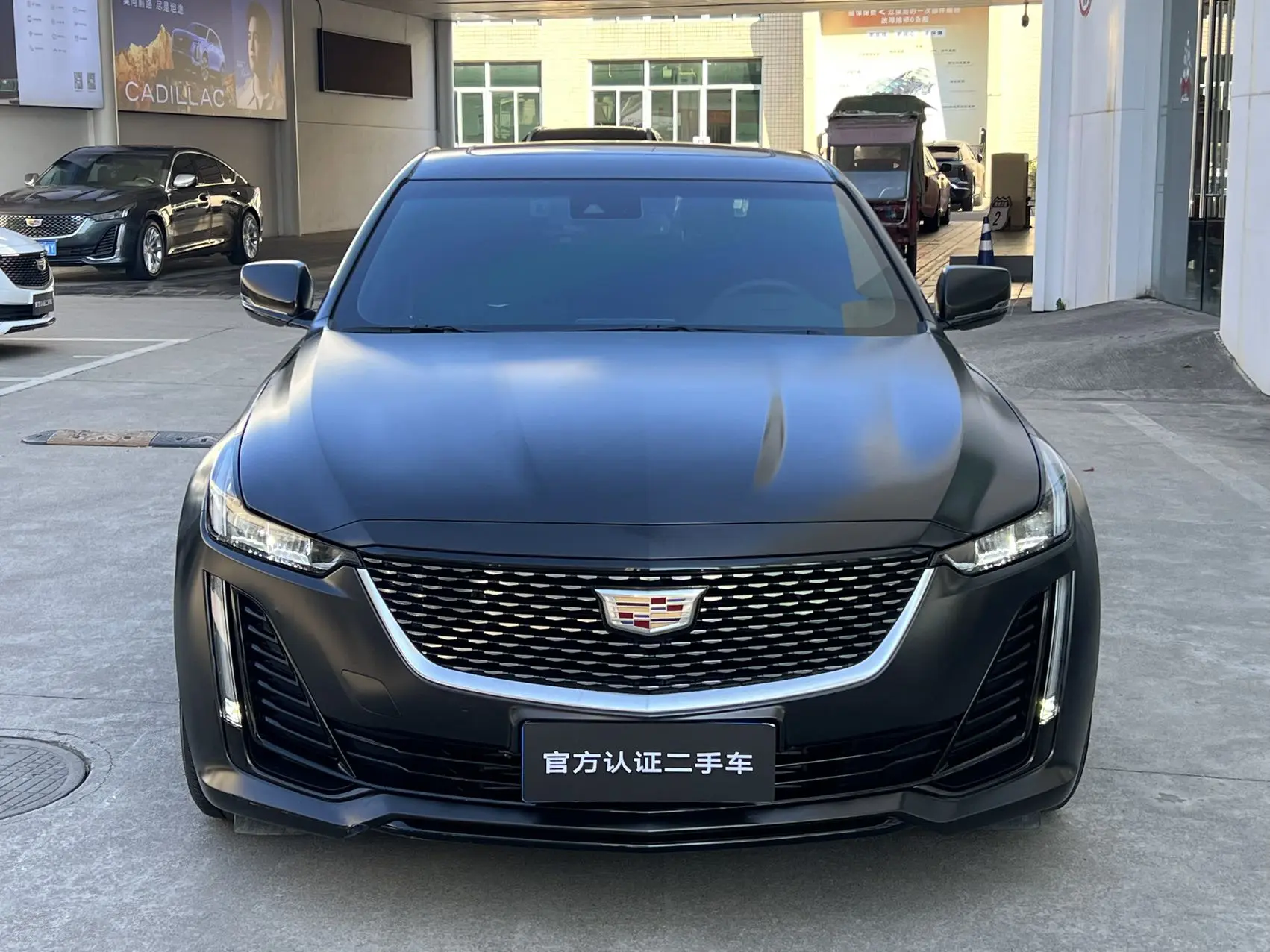 Cadillac CT5  из Китая