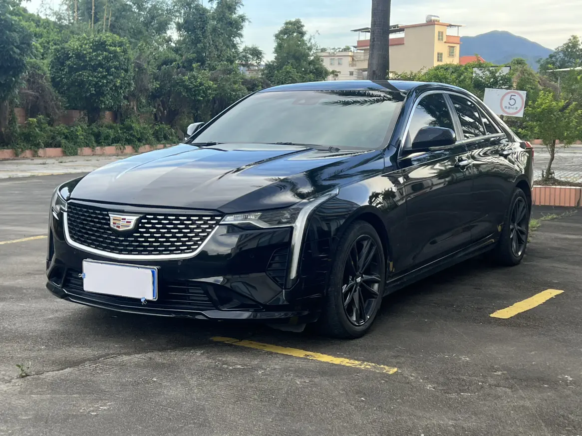 Cadillac CT4  из Китая