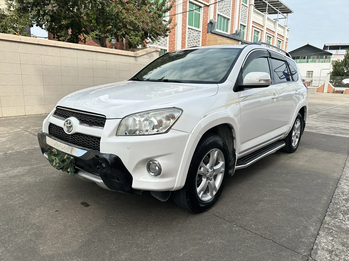 Toyota RAV4  из Китая