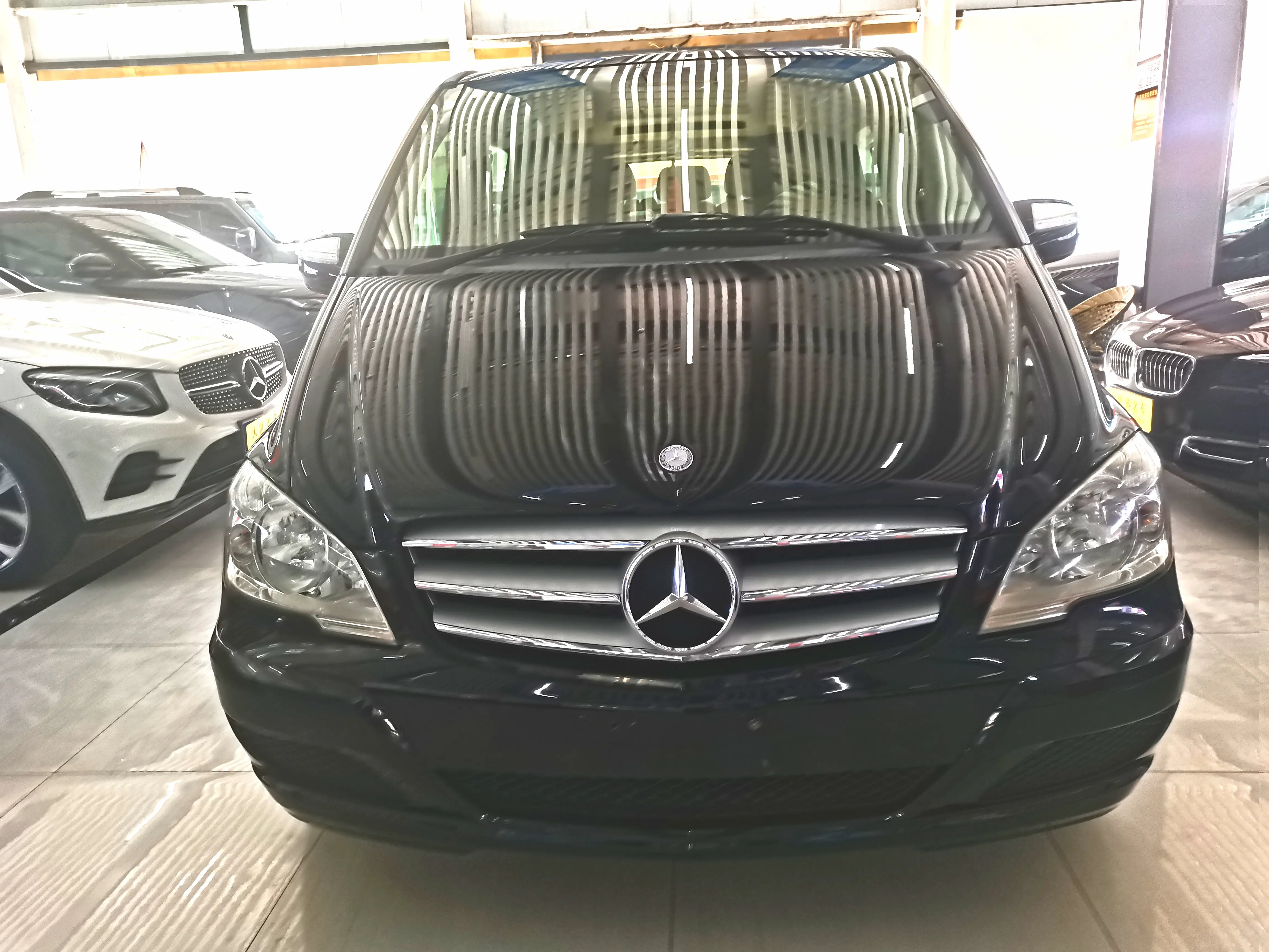 Mercedes-Benz Viano  из Китая
