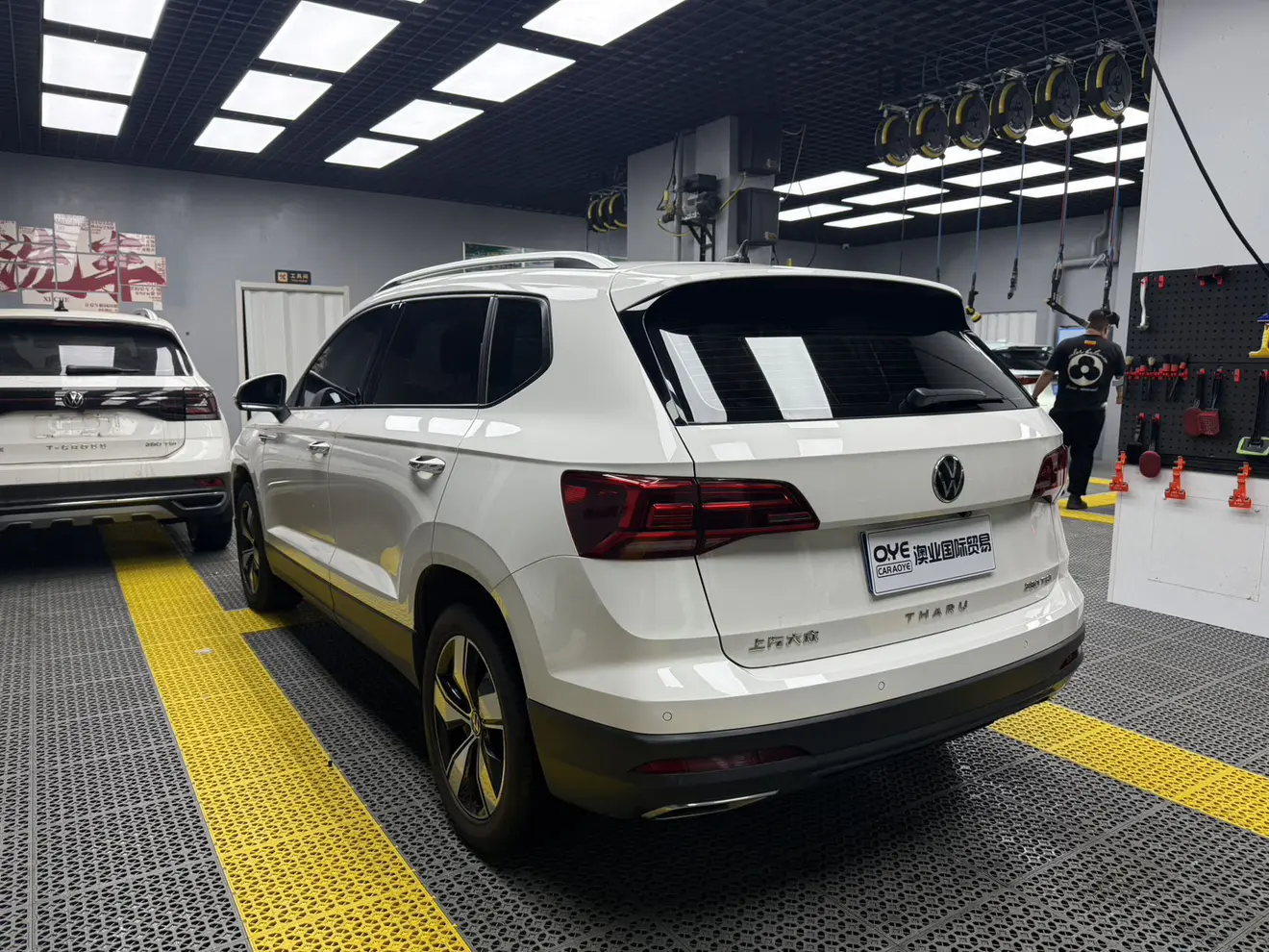 Volkswagen Tharu  из Китая