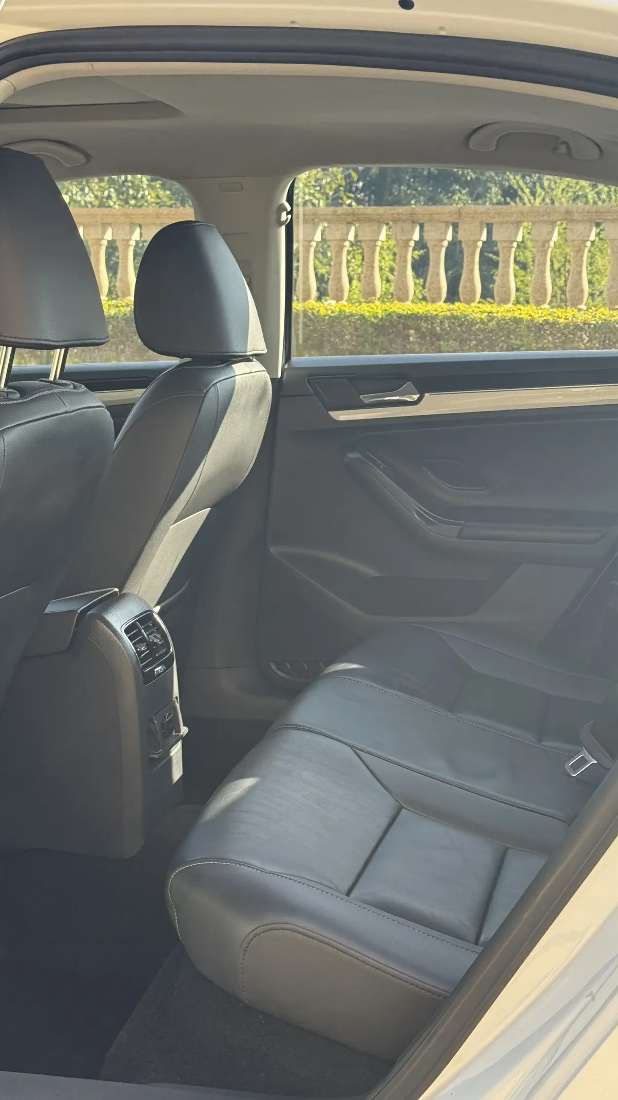 Volkswagen Sagitar  из Китая