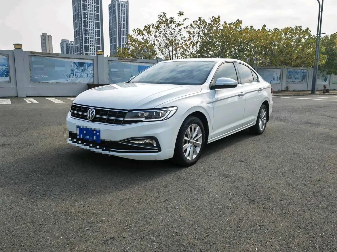 Volkswagen Bora  из Китая