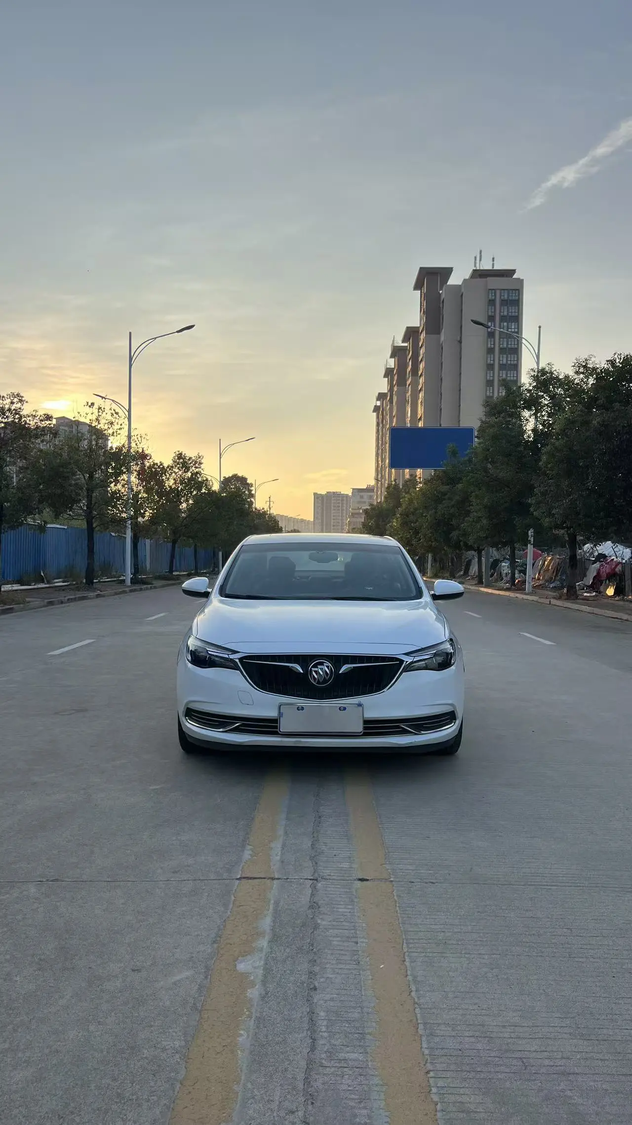 Buick Yinglang  из Китая
