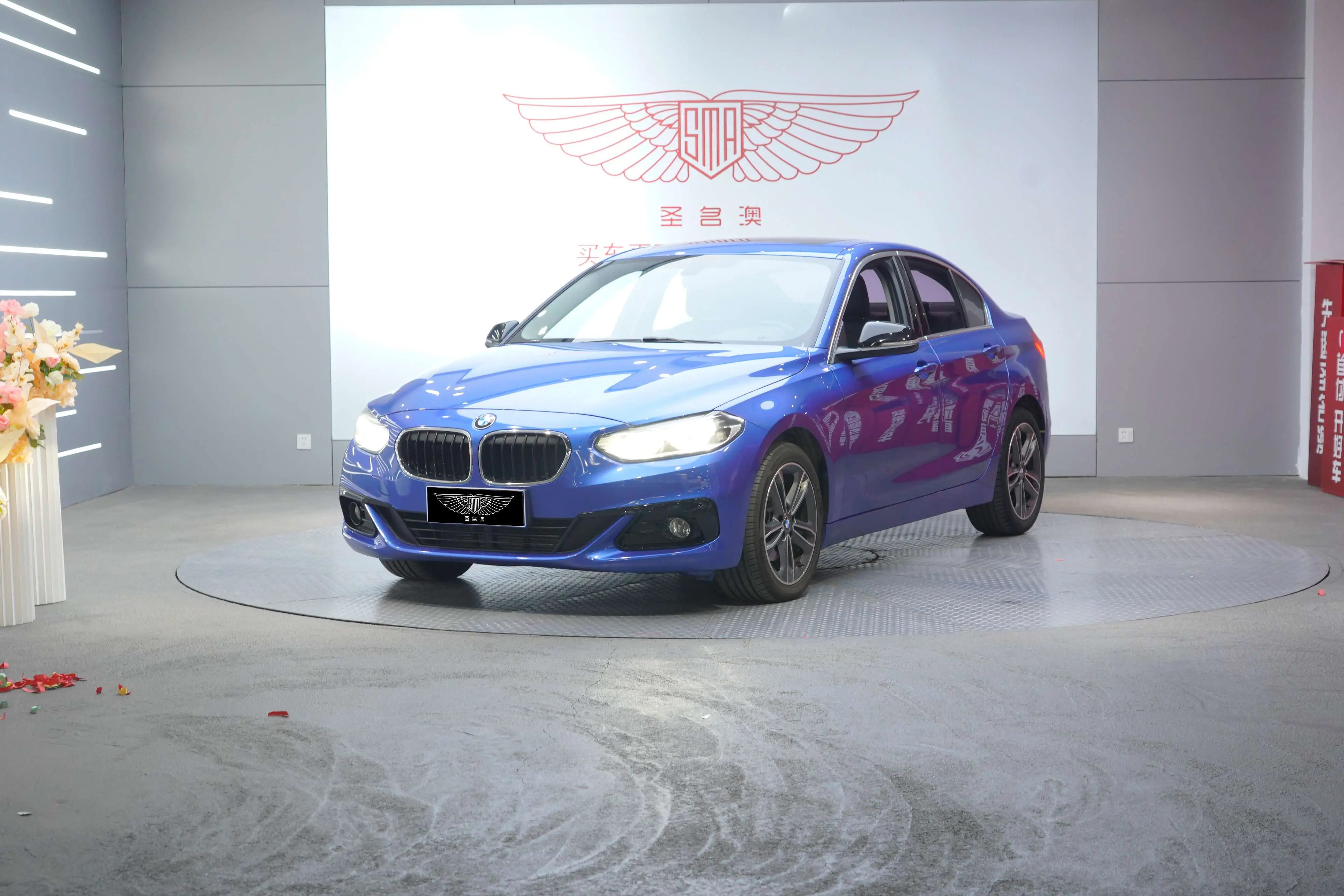 BMW 1 Series  из Китая