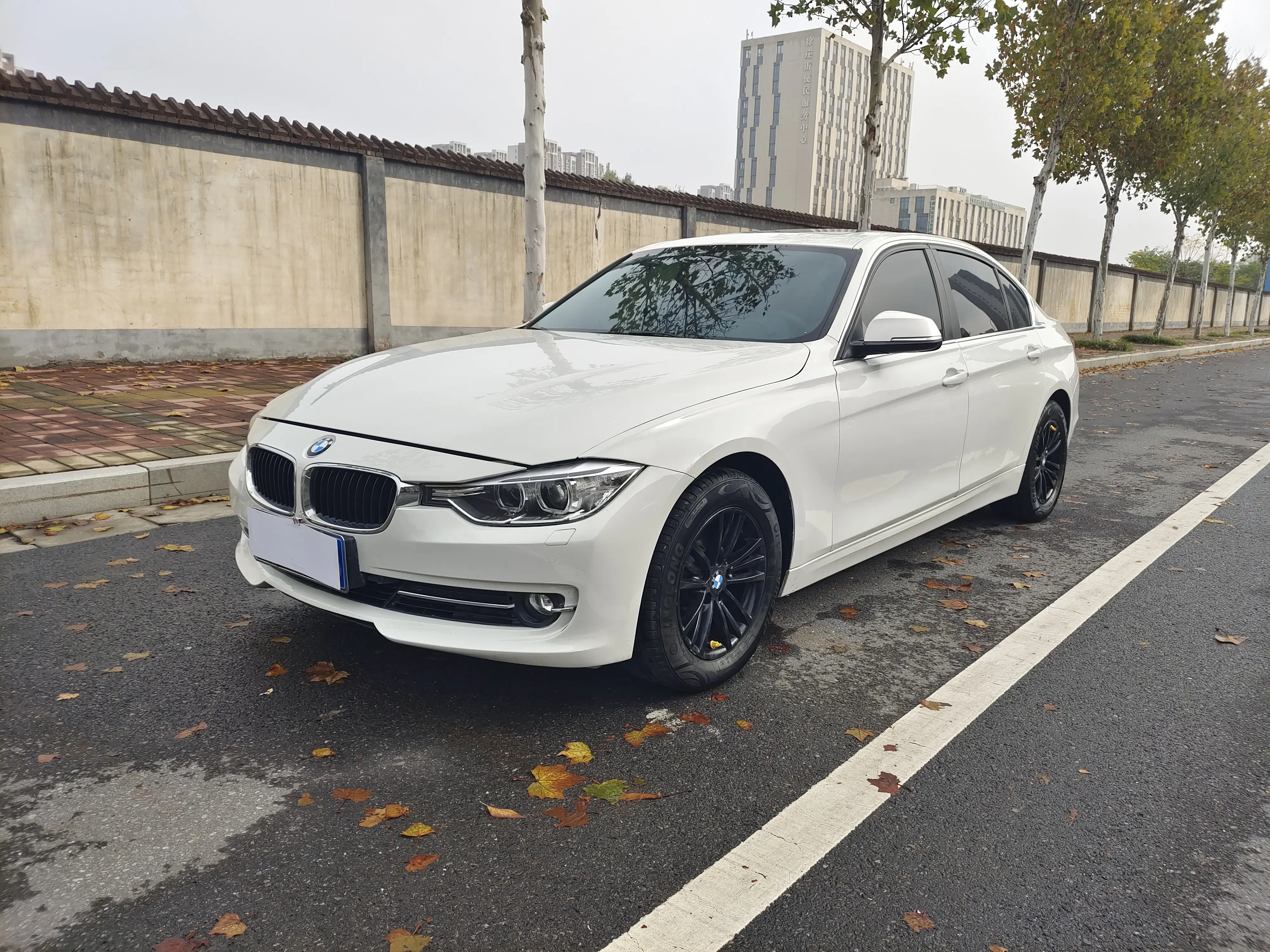 BMW 3 Series  из Китая