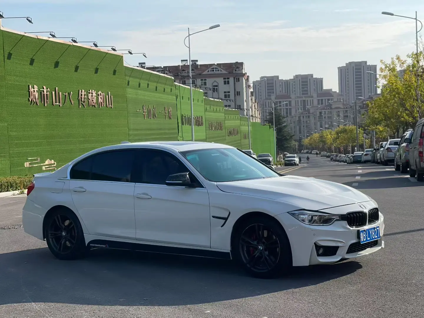 BMW 3 Series  из Китая