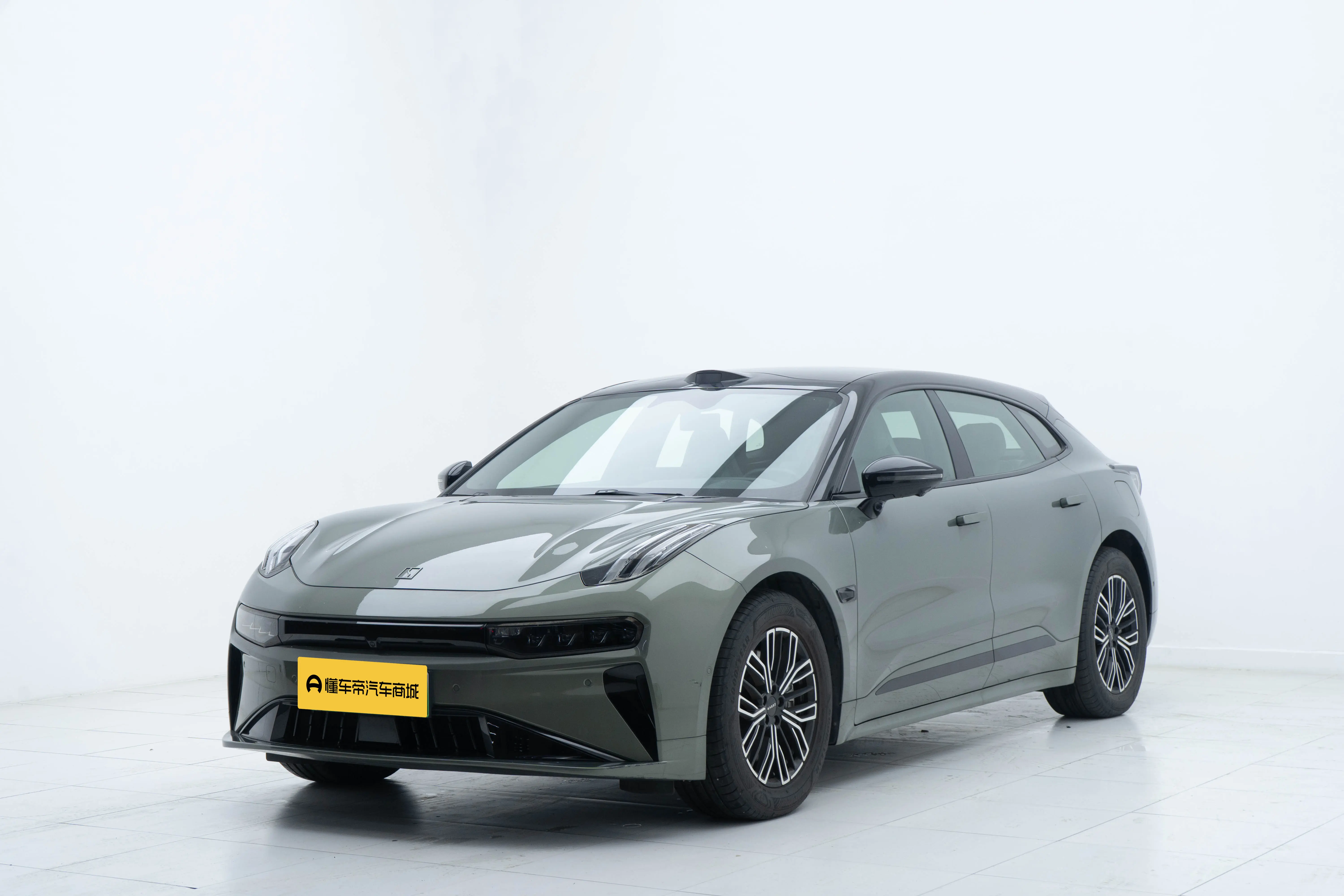 ZEEKR 001  из Китая