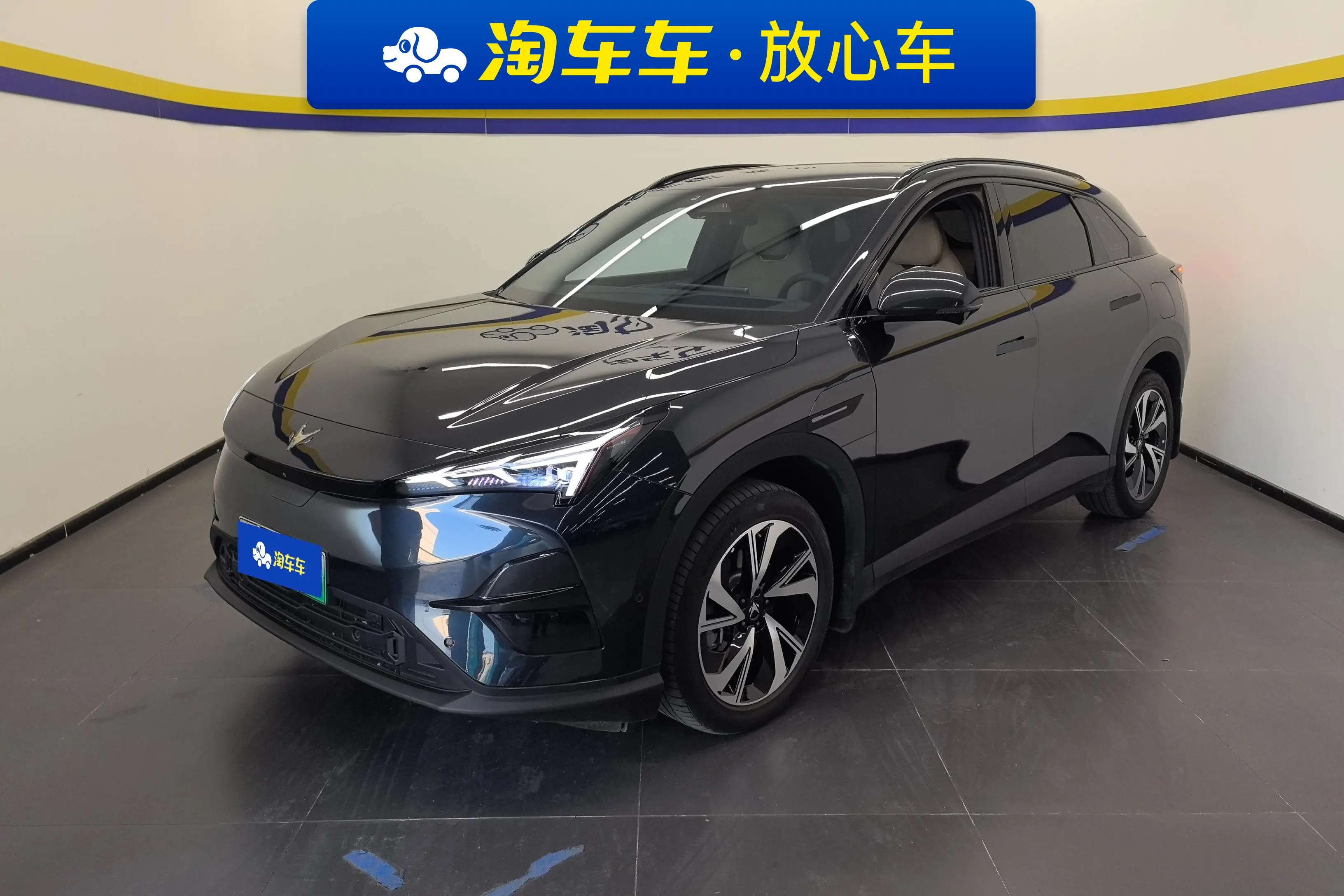 ARCFOX Extreme Fox JiFox Alpha T5  из Китая