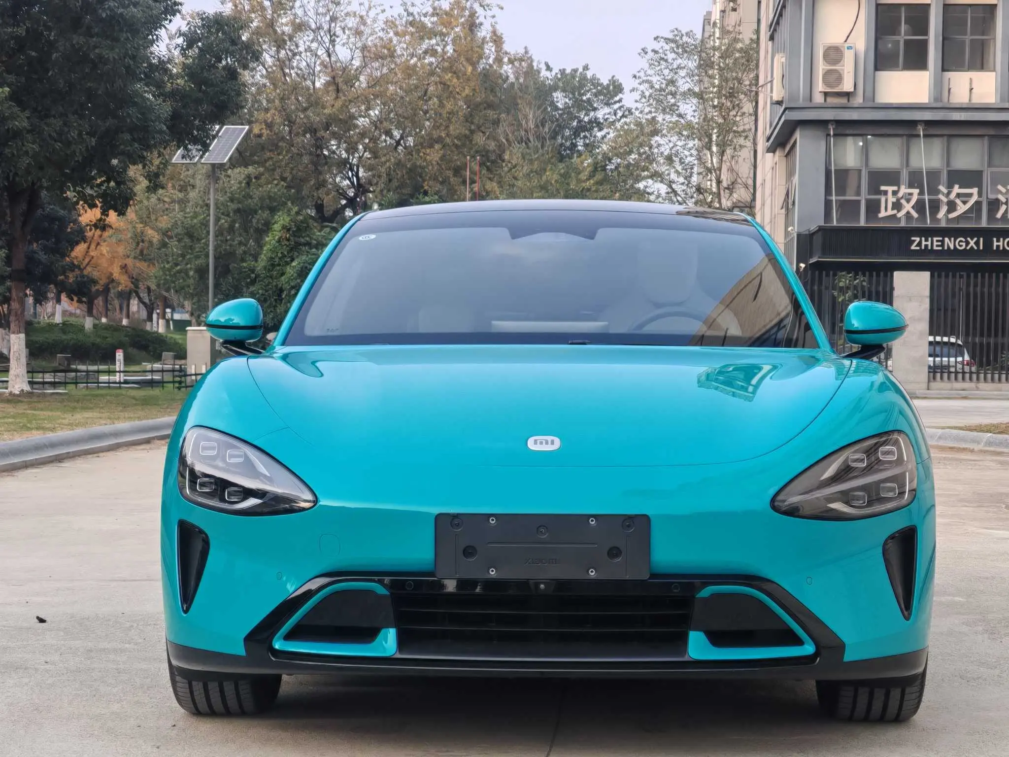 Xiaomi car Xiaomi SU7  из Китая