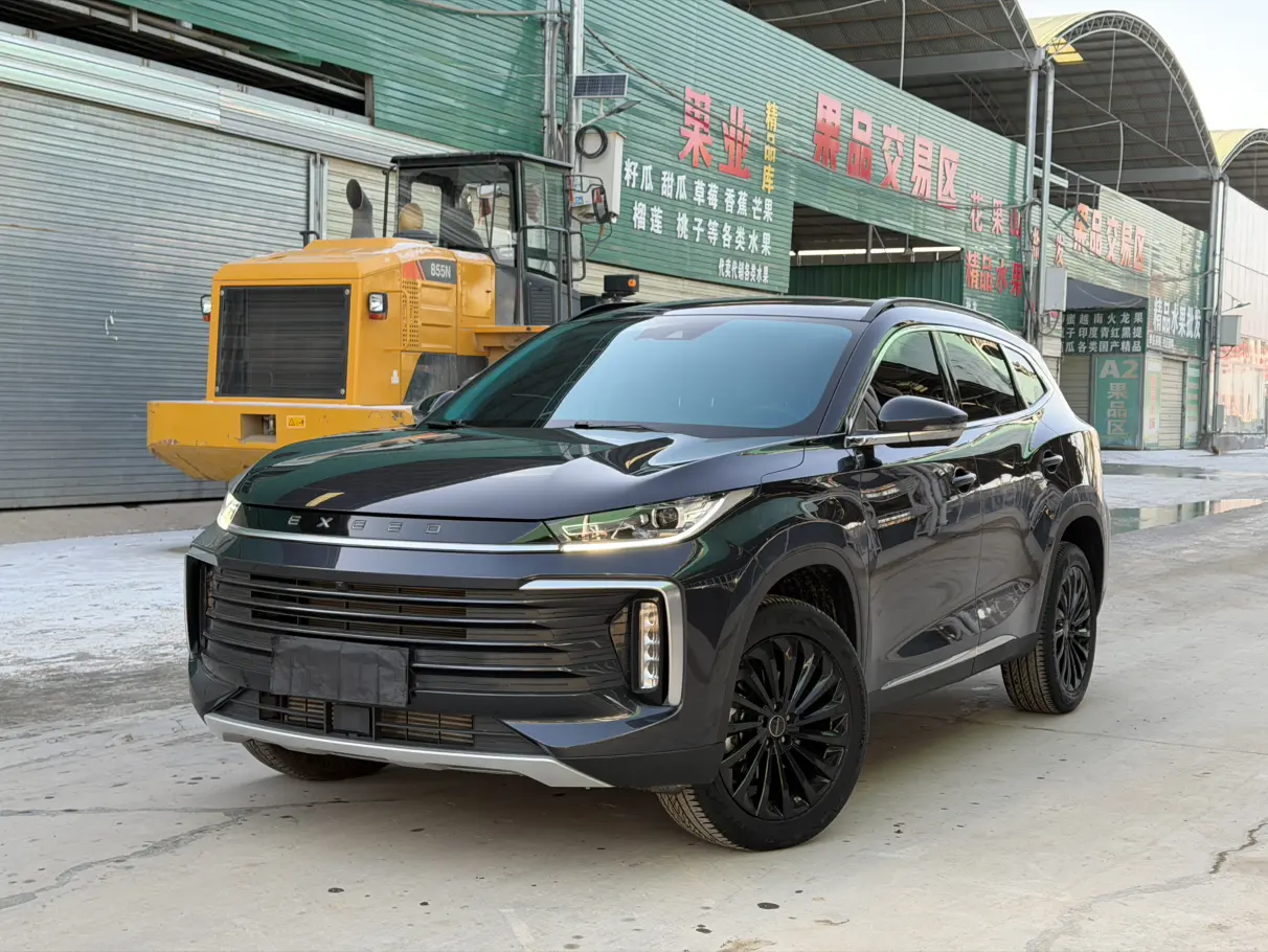 Exeed Stars in the clouds  из Китая