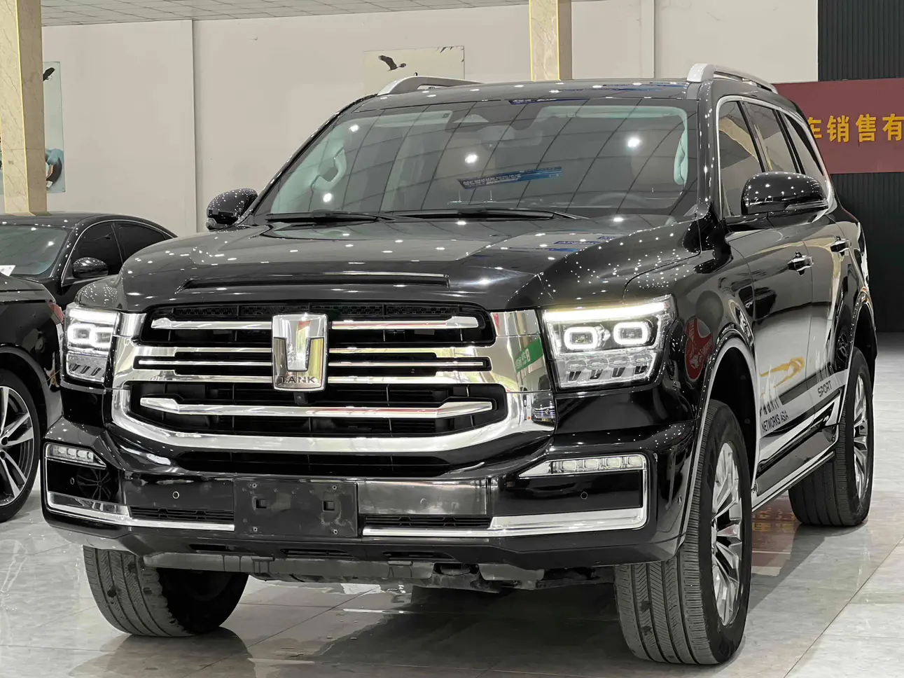 Tank 500  из Китая