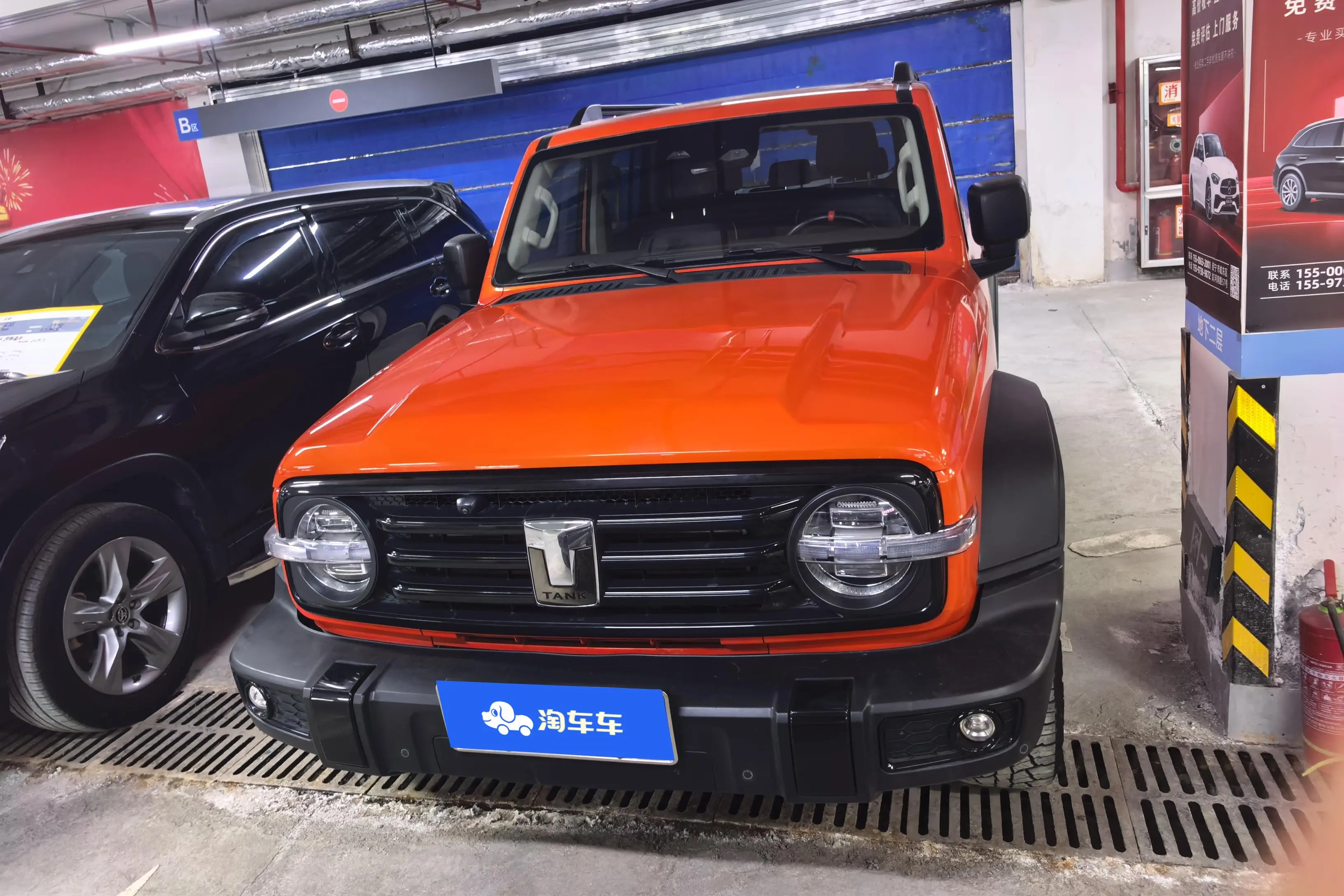 Tank 300  из Китая