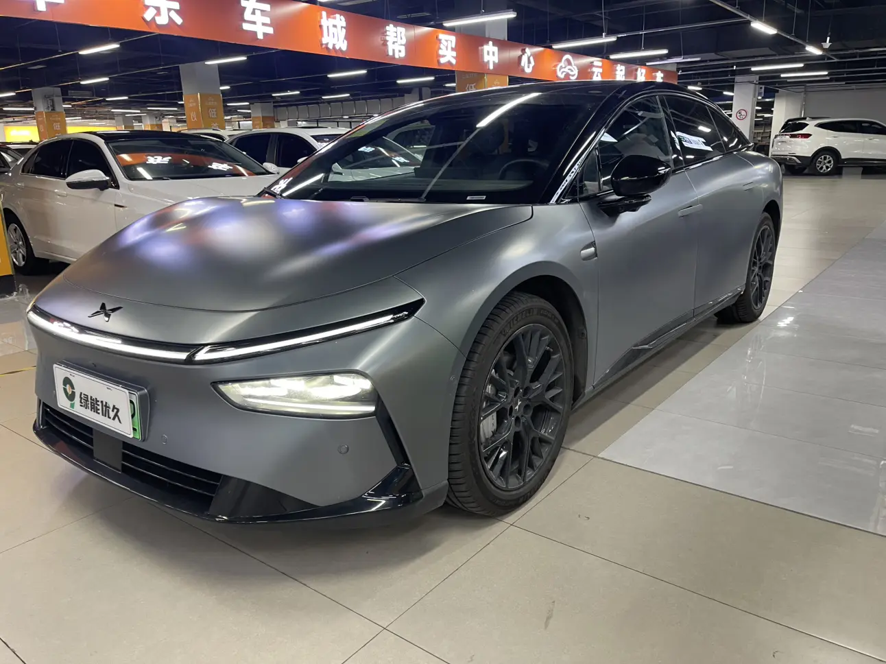 Xpeng P7+  из Китая