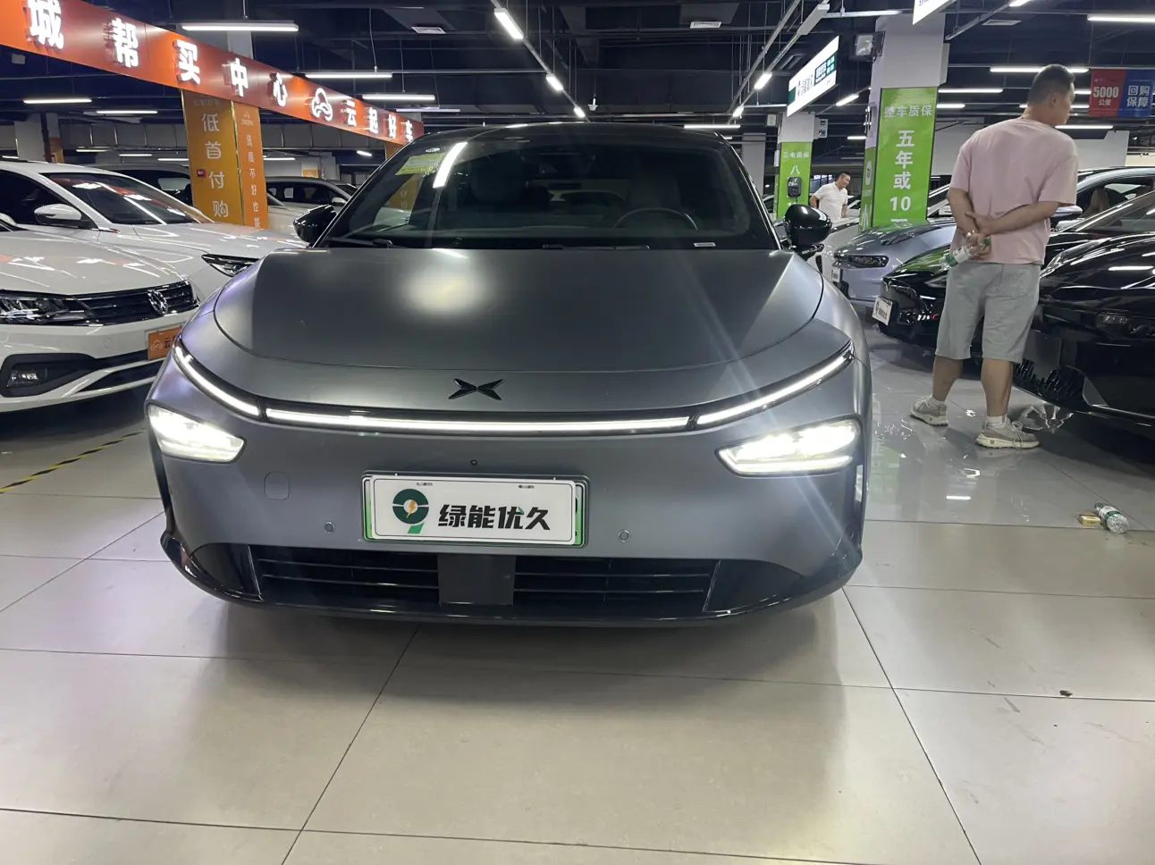 Xpeng P7+  из Китая