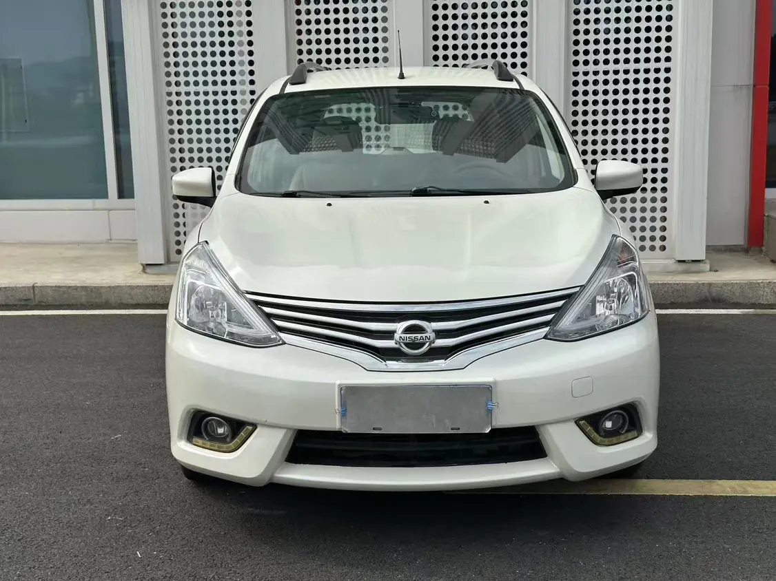 Nissan Li Wei  из Китая