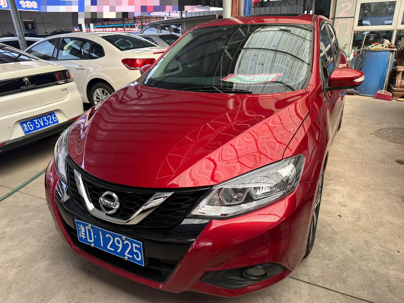 Nissan Tiida  из Китая