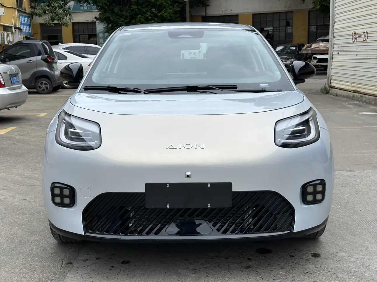 AION UT  из Китая