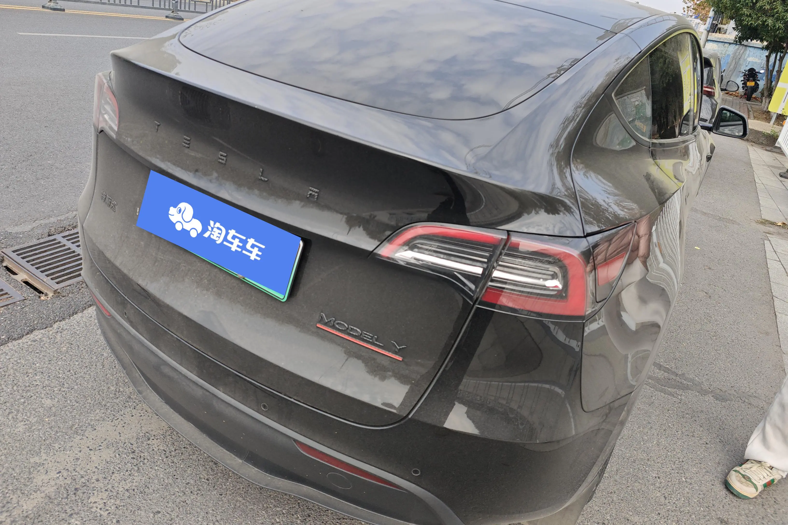 Tesla Model Y  из Китая