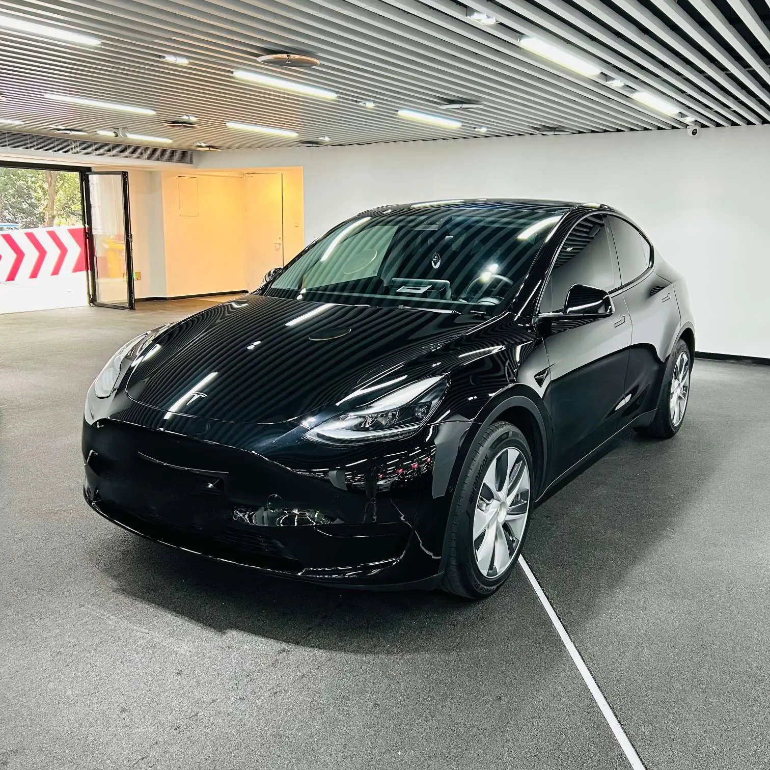 Tesla Model Y  из Китая