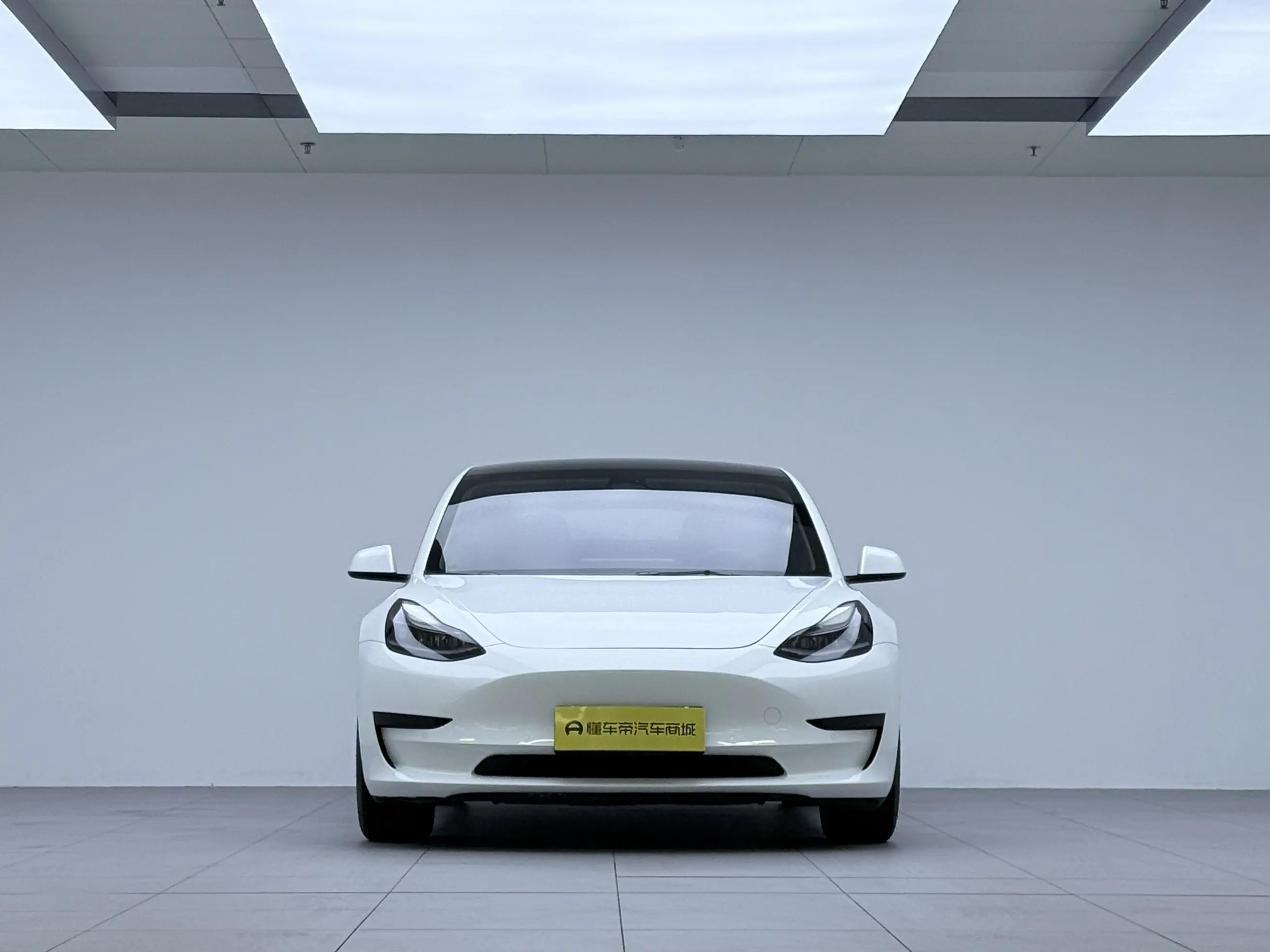 Tesla Model 3  из Китая