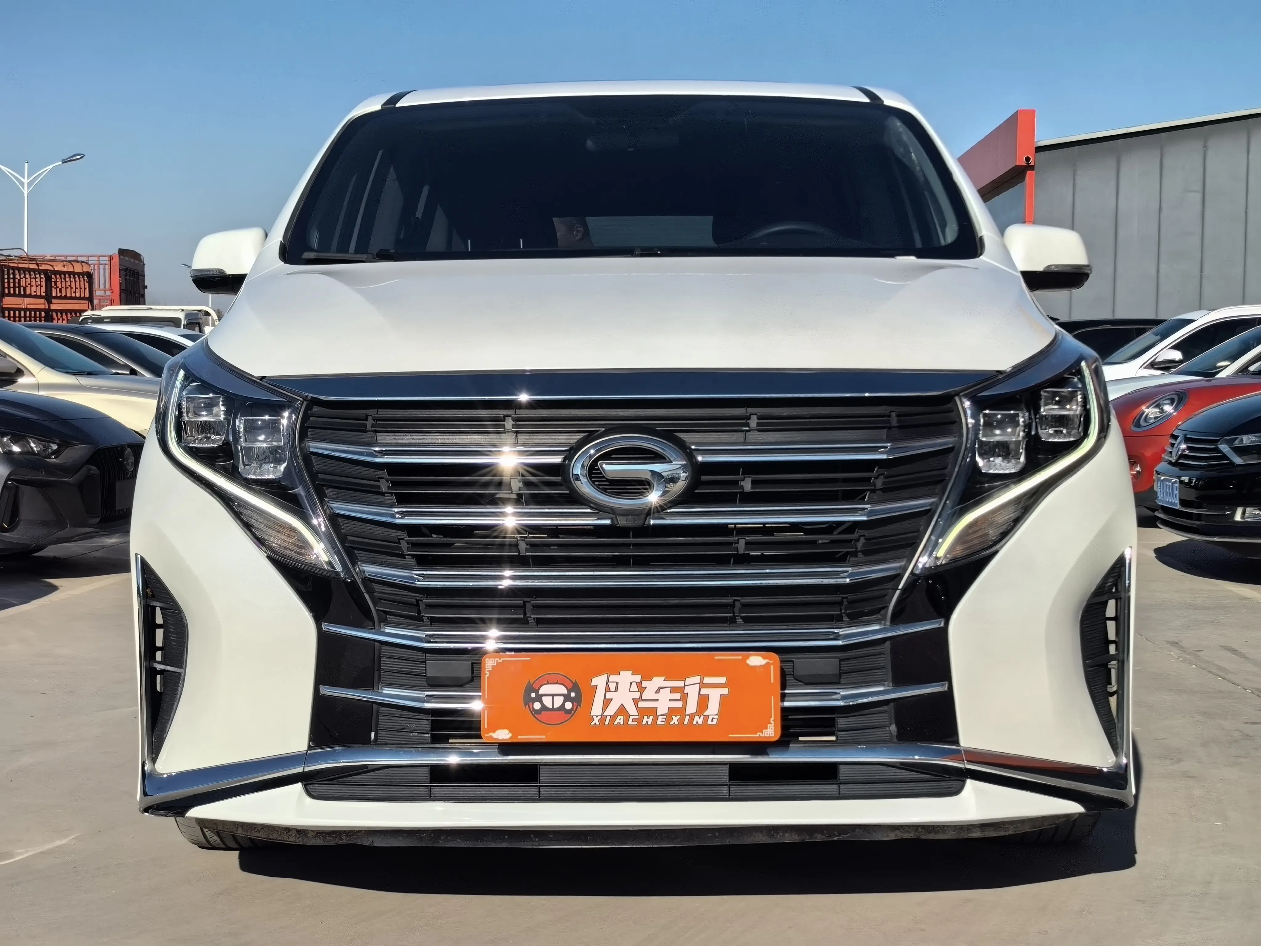 GAC Trumpchi M8  из Китая