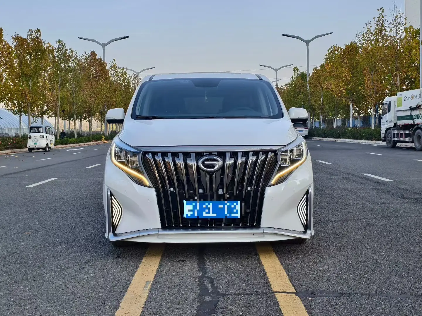 GAC Trumpchi M8  из Китая