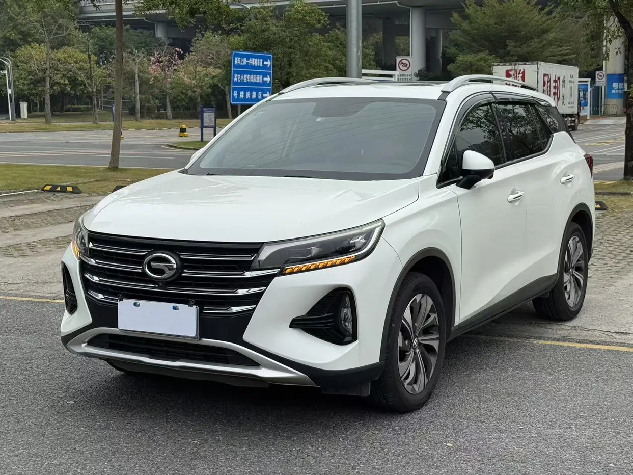 GAC Trumpchi GS4  из Китая