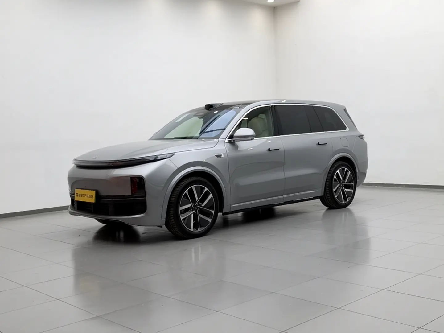 Li L9 (Ideal L9)  из Китая