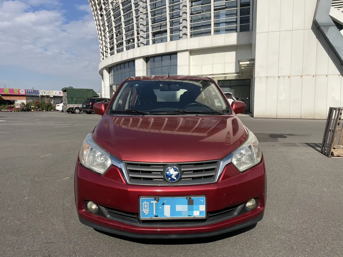 Kai Chen Venucia R50  из Китая