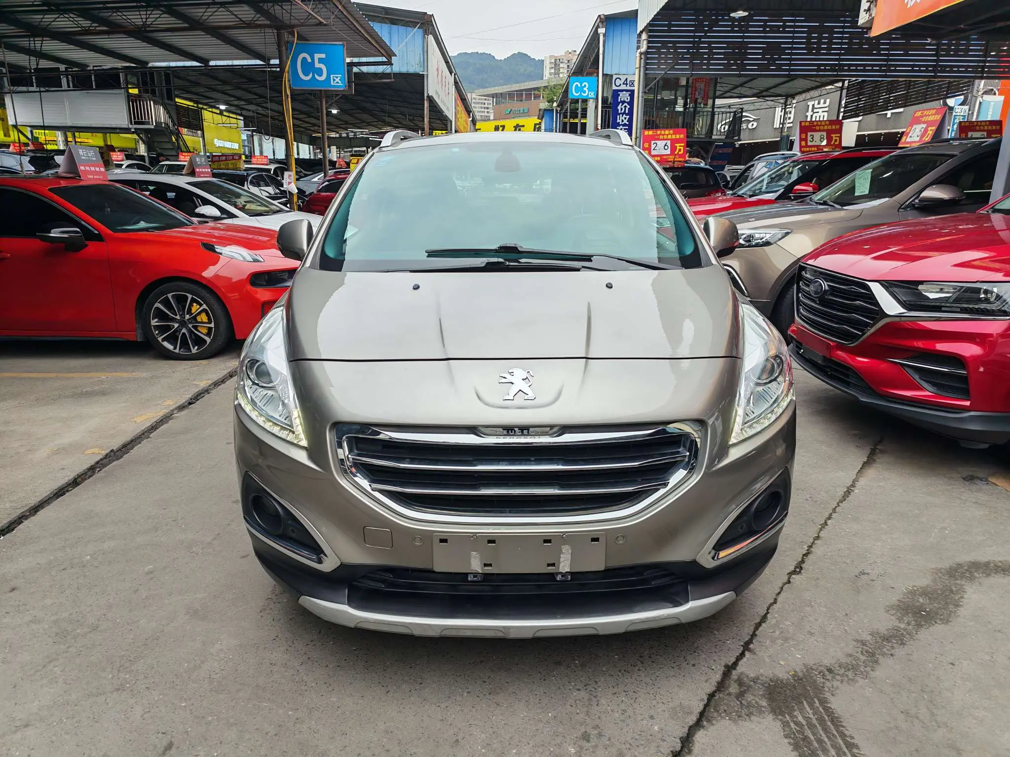 Peugeot 3008  из Китая