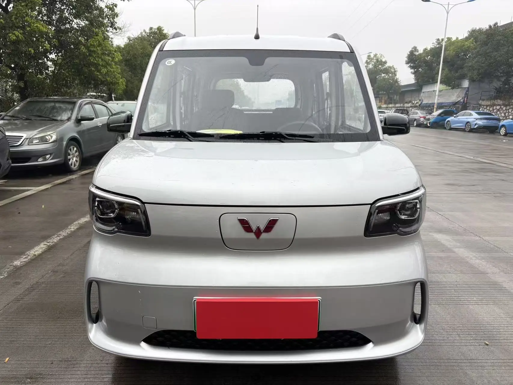 Wuling Zhiguang EV  из Китая