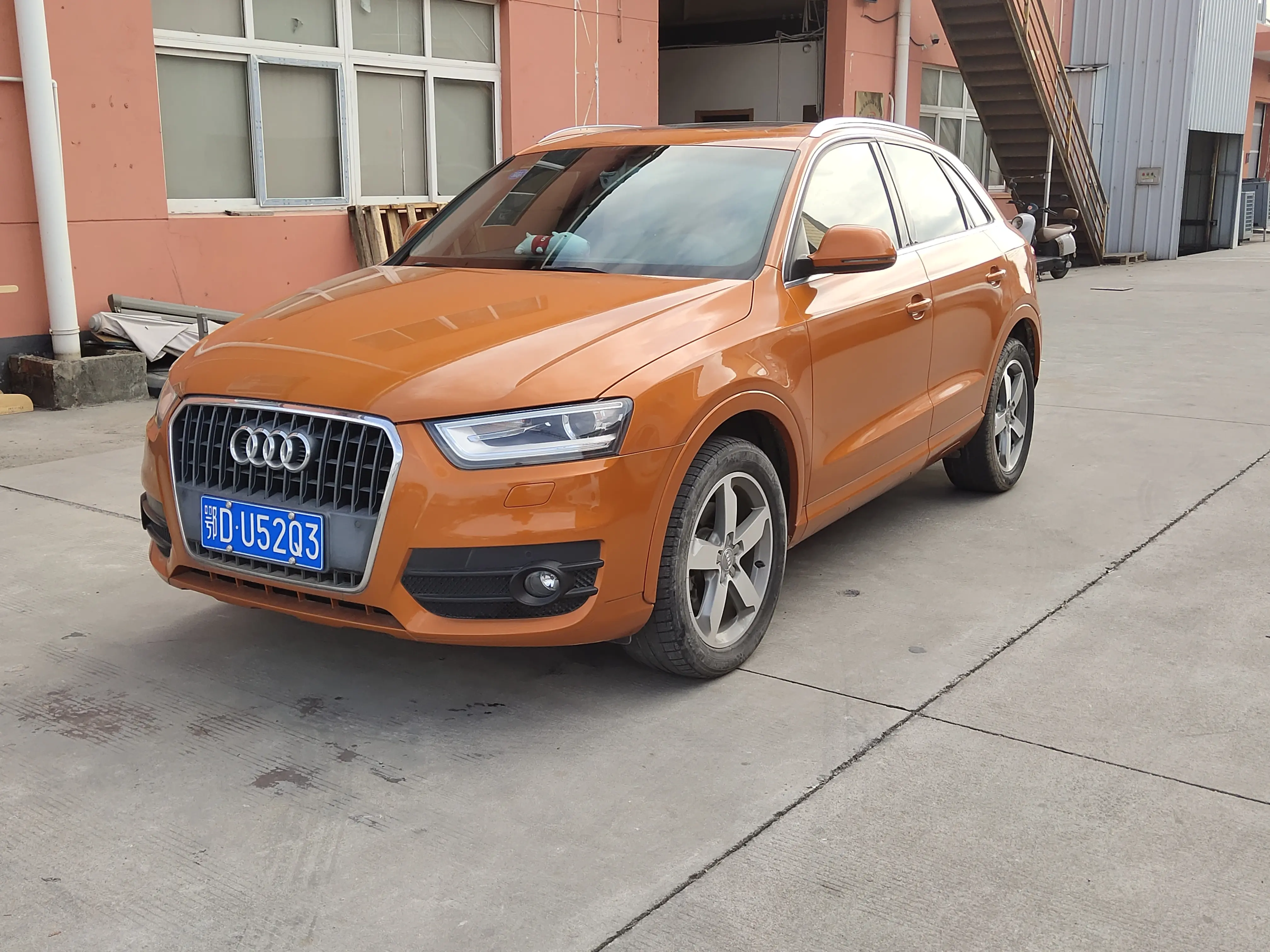 Audi Q3  из Китая