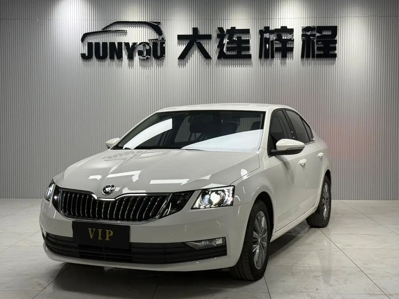 Skoda Octavia  из Китая