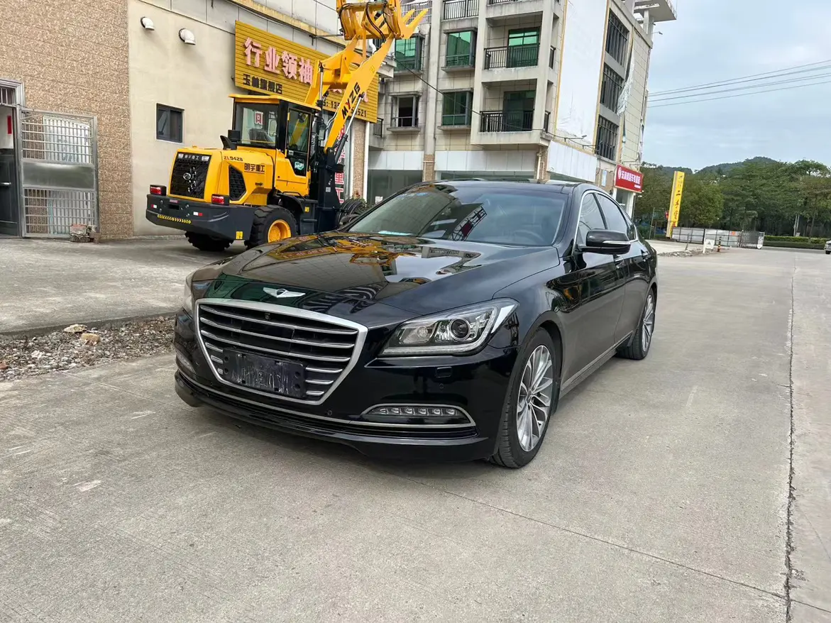 Hyundai Genesis  из Китая