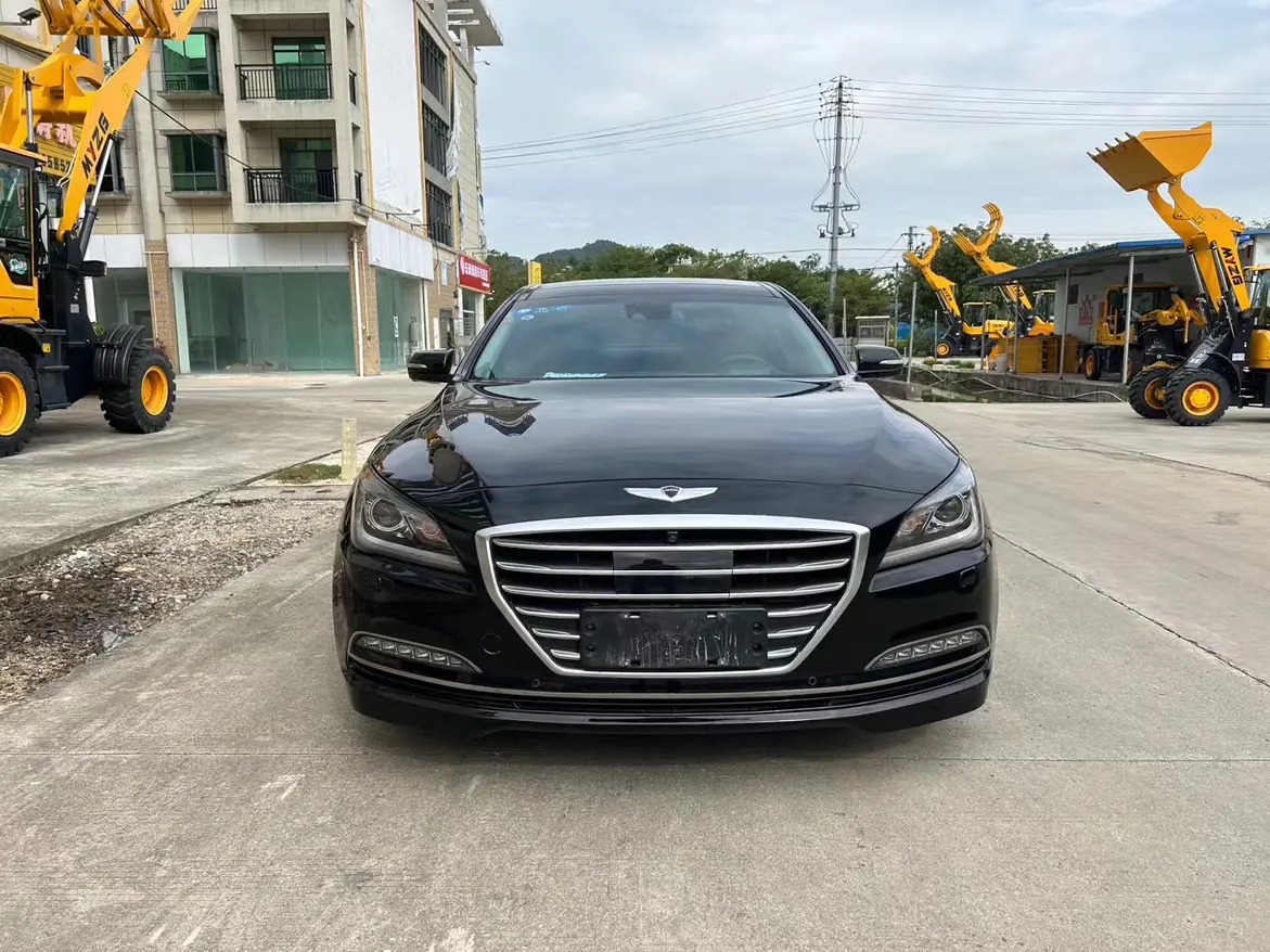 Hyundai Genesis  из Китая