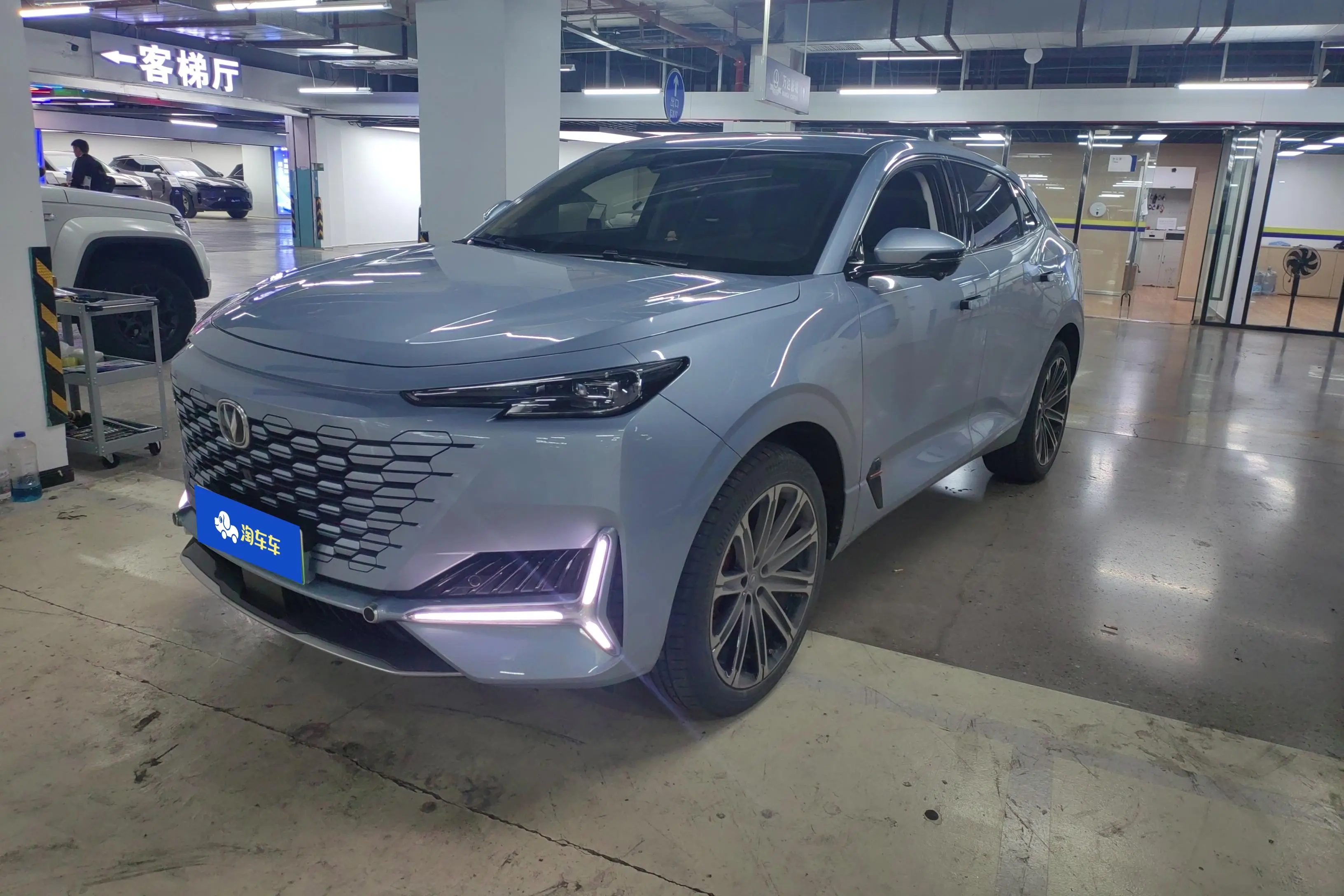 Changan UNI-K  из Китая