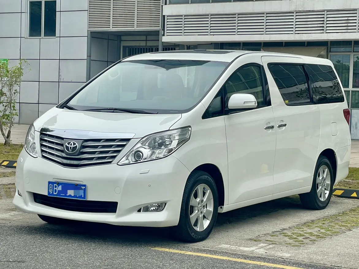 Toyota Alphard (Elfa)  из Китая