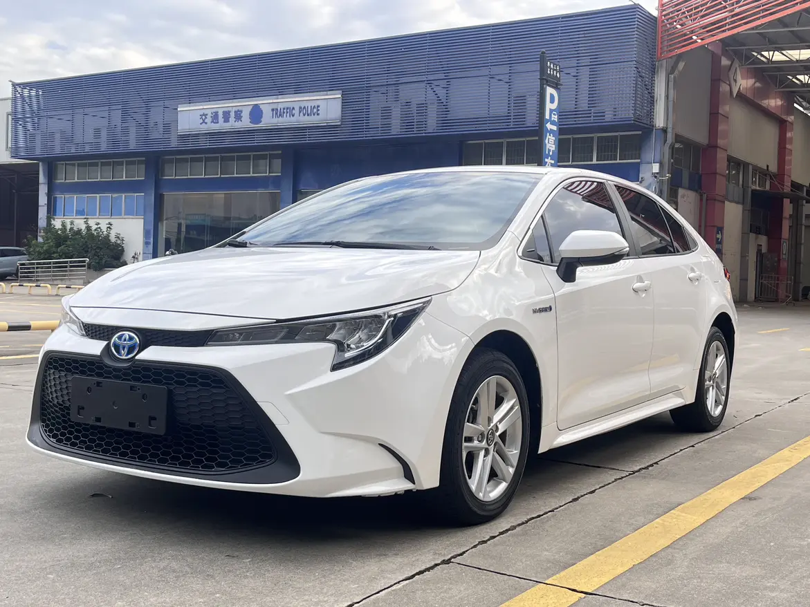 Toyota Levin (Lei Ling)  из Китая