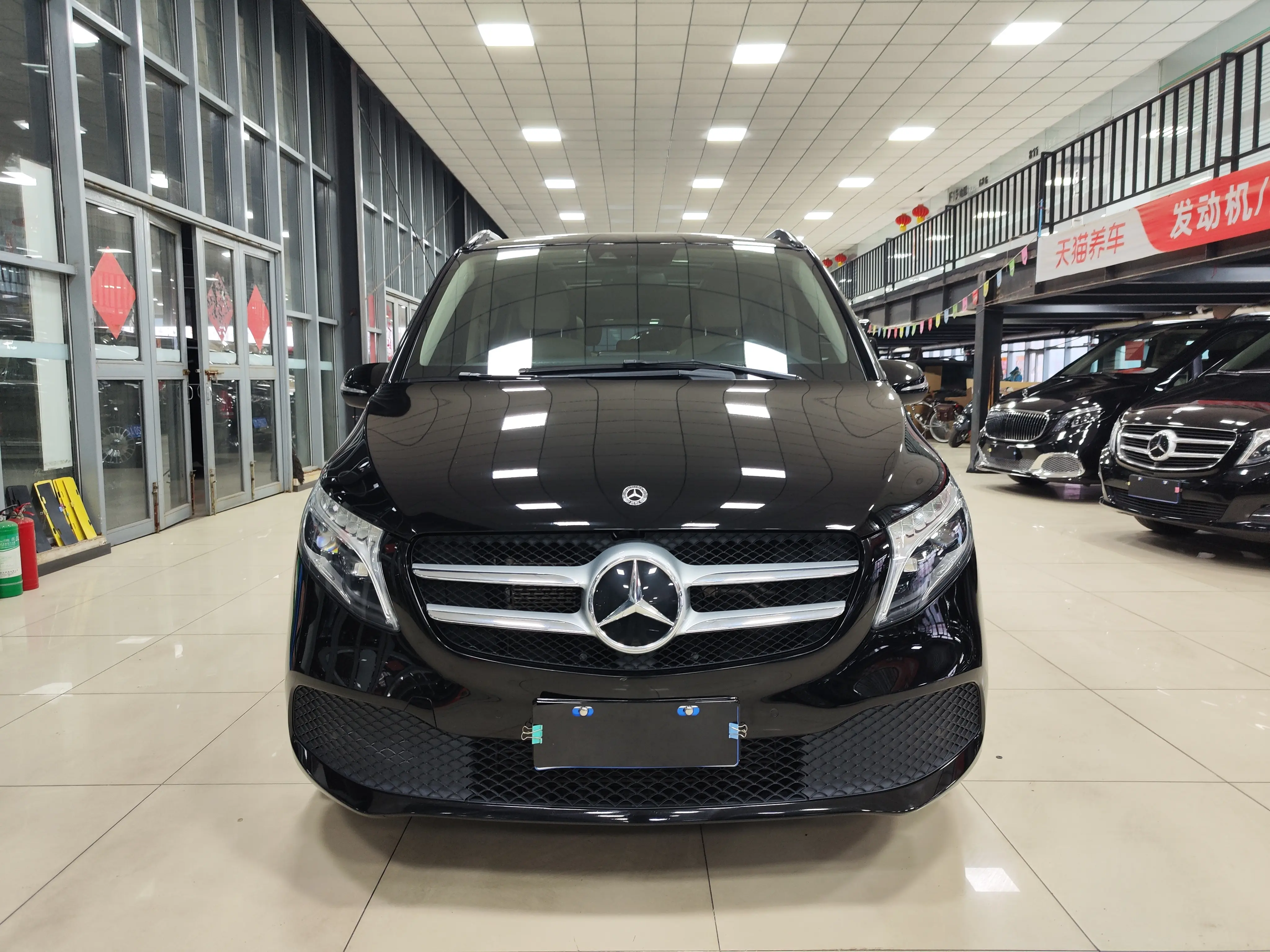 Mercedes-Benz Mercedes Benz V Class  из Китая