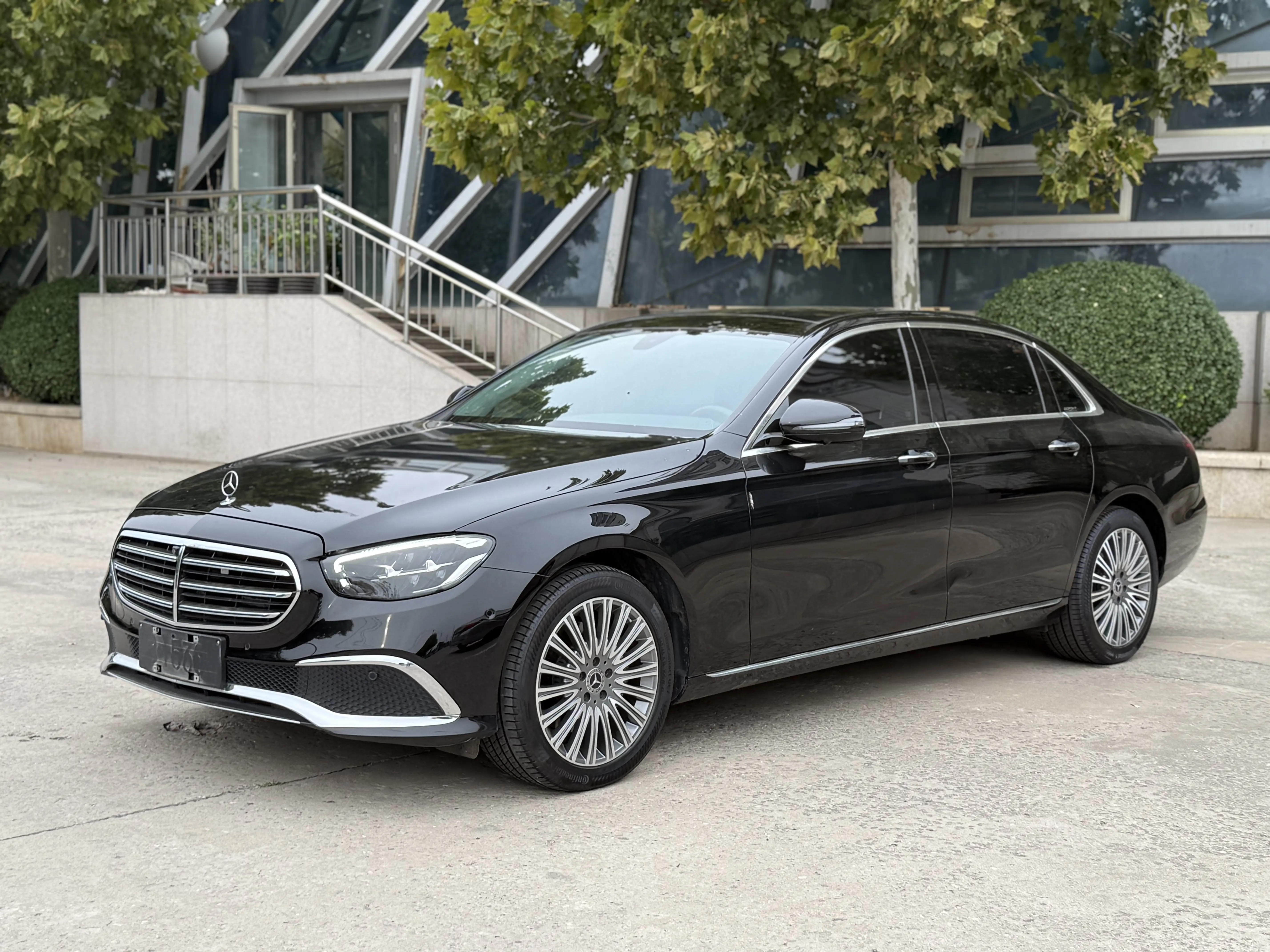 Mercedes-Benz E-Class  из Китая