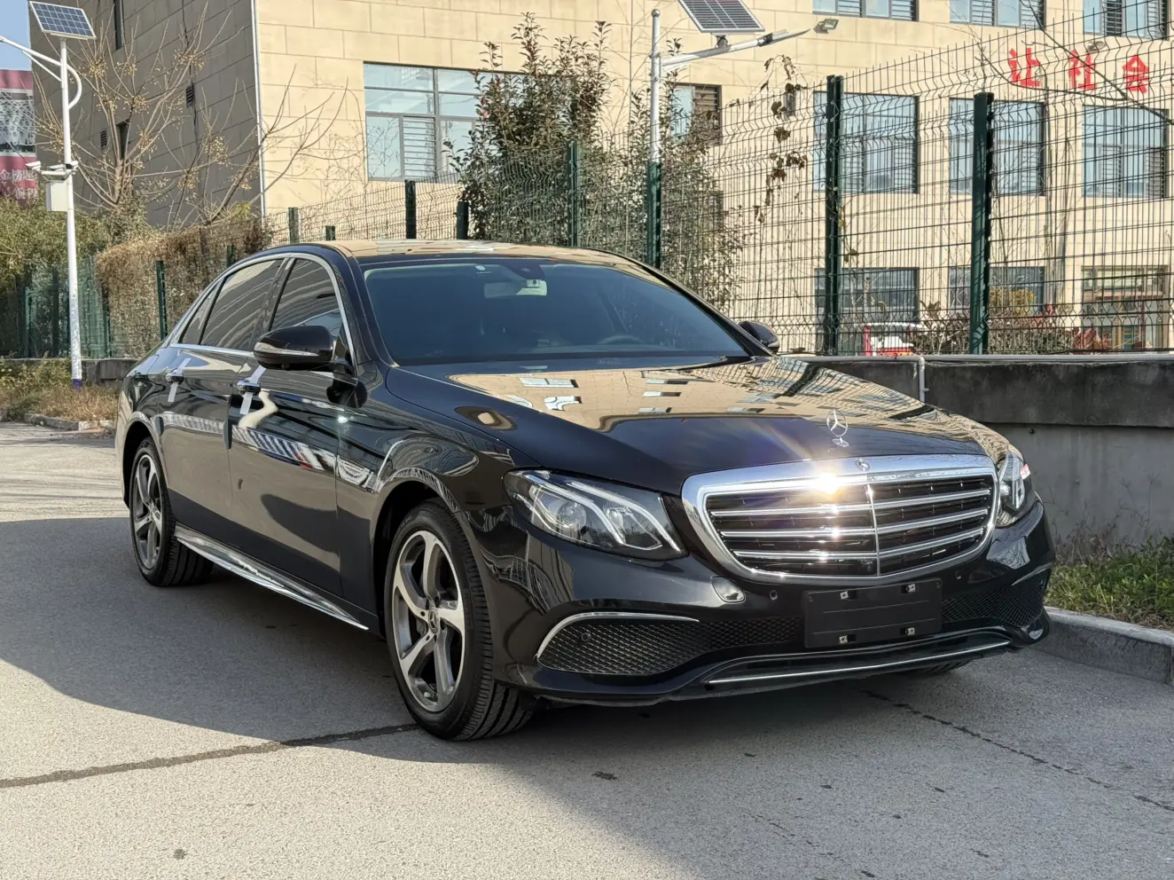 Mercedes-Benz E-Class  из Китая