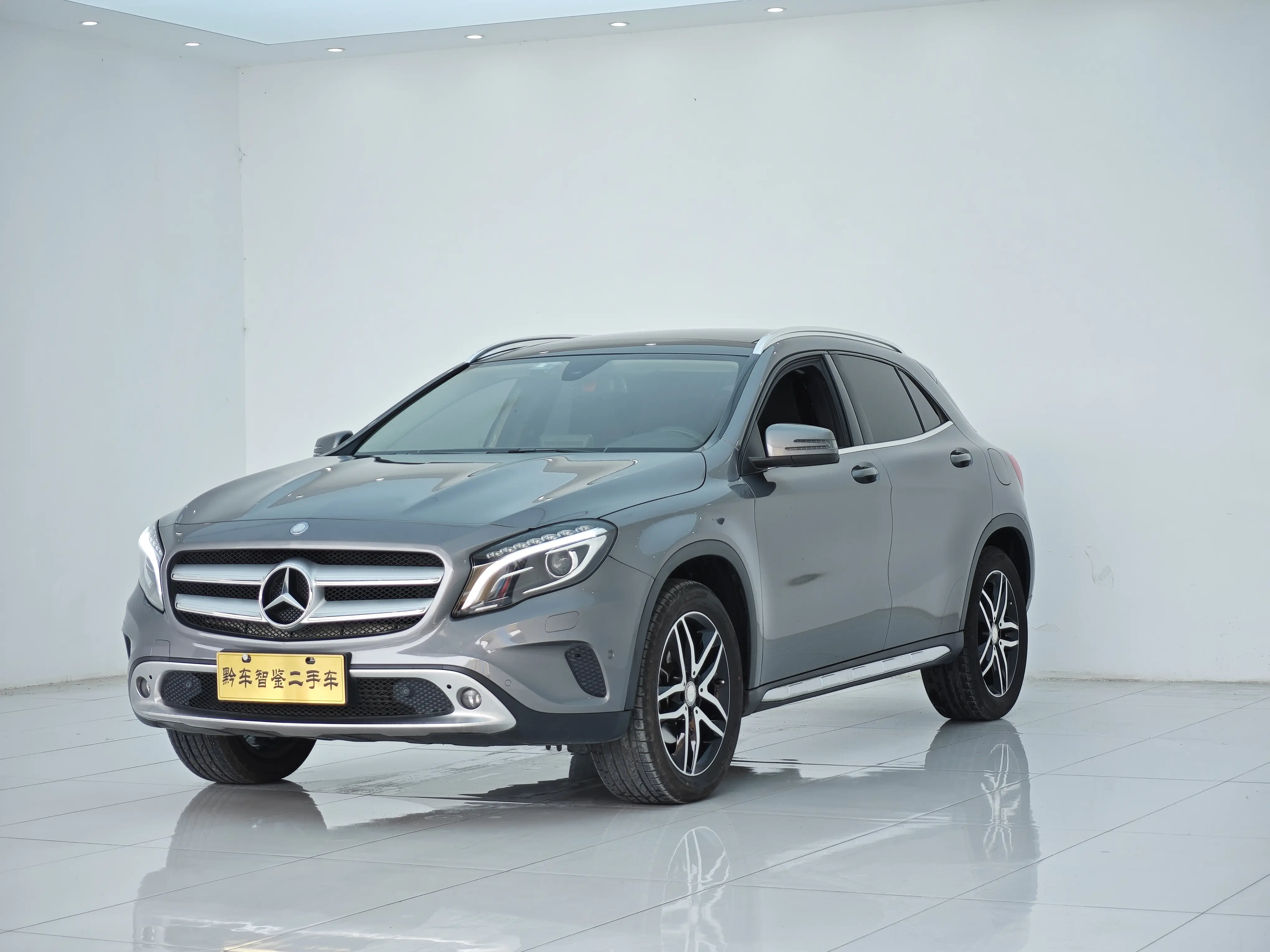 Mercedes-Benz GLA  из Китая