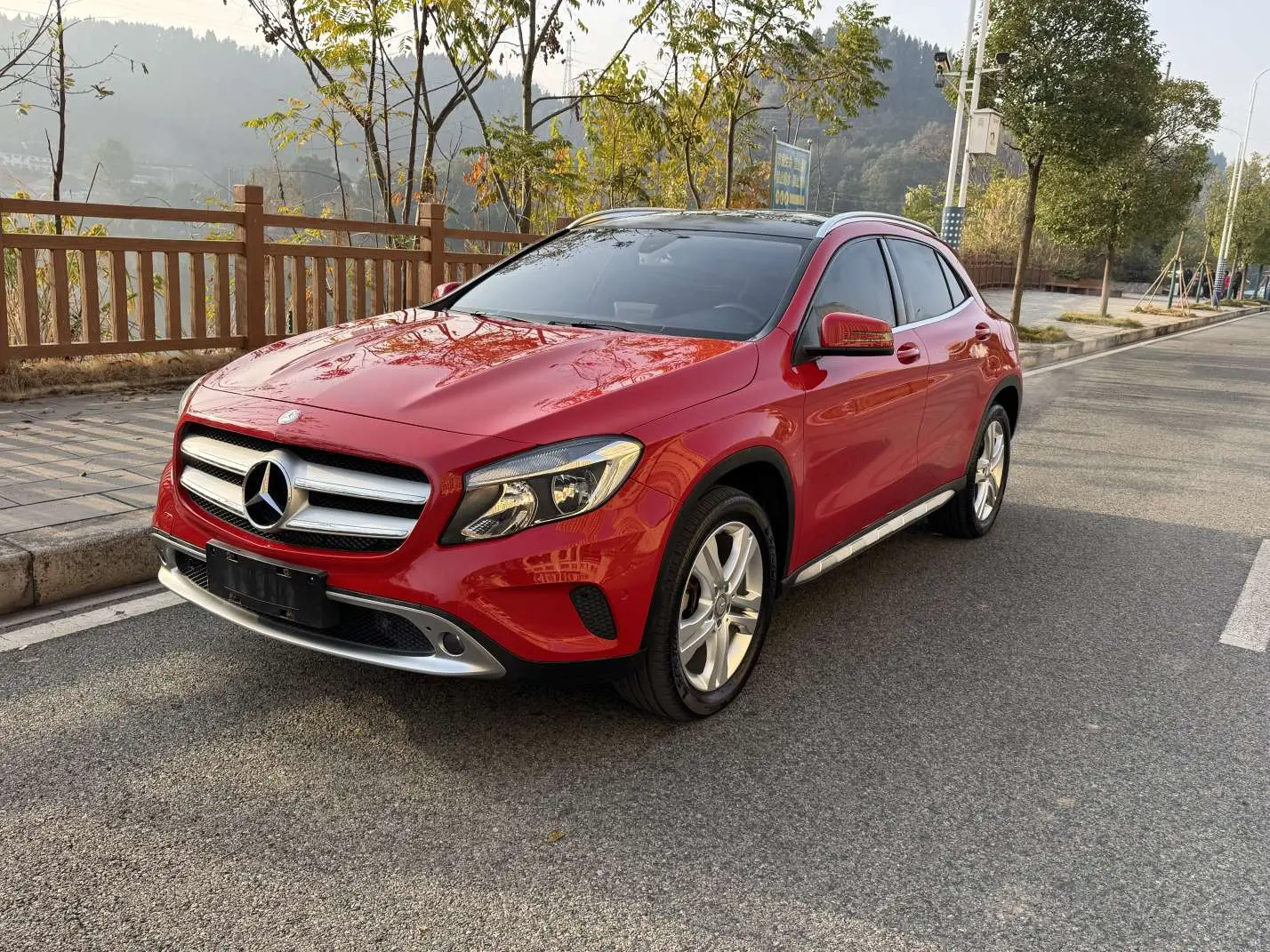 Mercedes-Benz GLA  из Китая