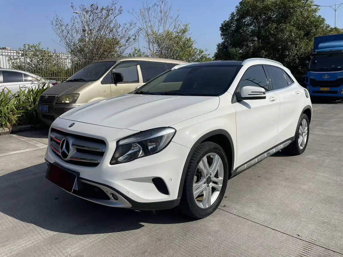 Mercedes-Benz GLA  из Китая