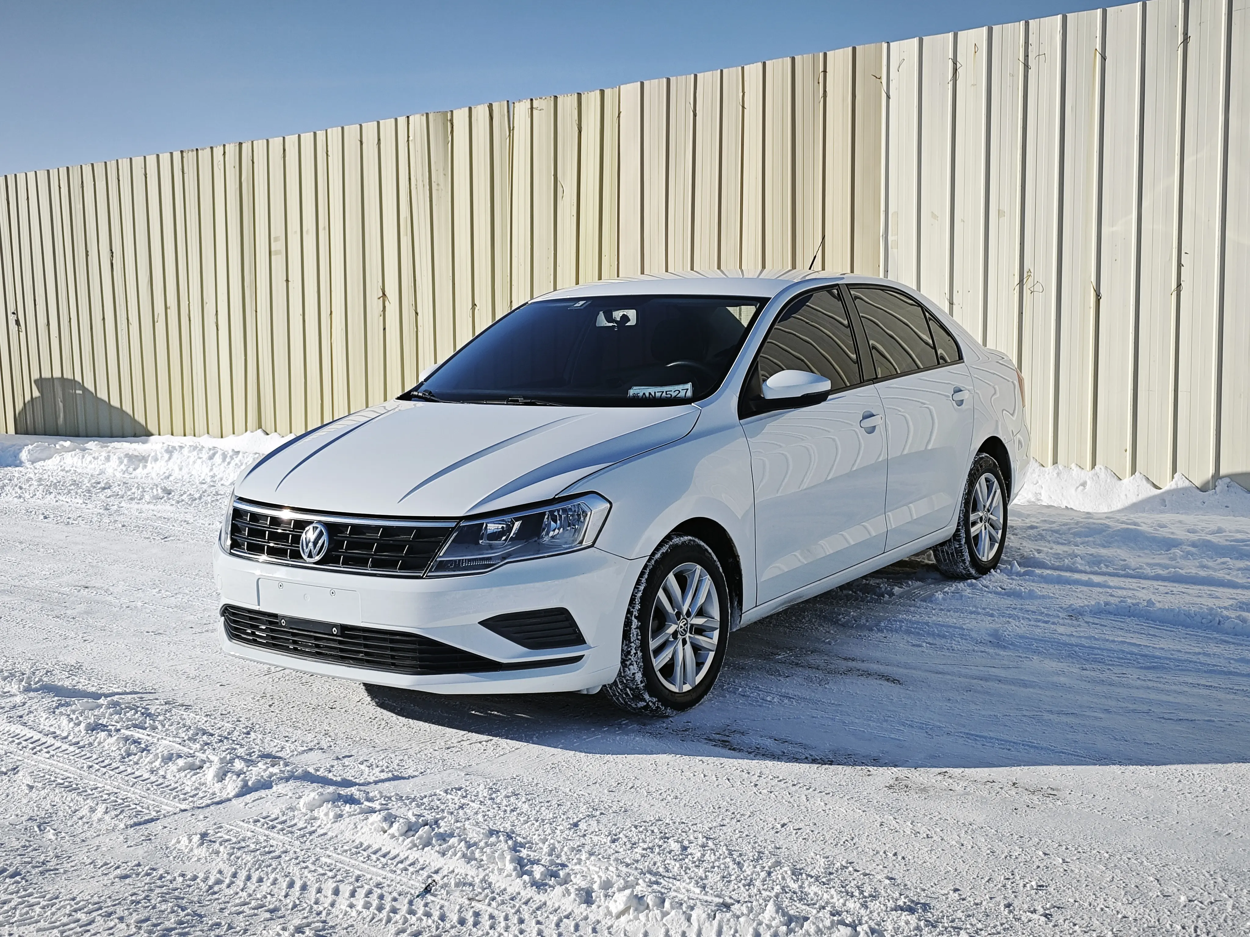 Volkswagen Jetta  из Китая