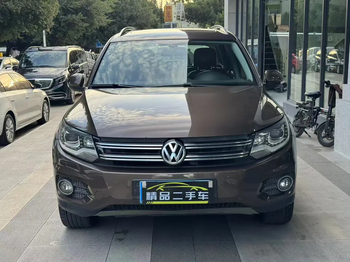 Volkswagen Tiguan  из Китая